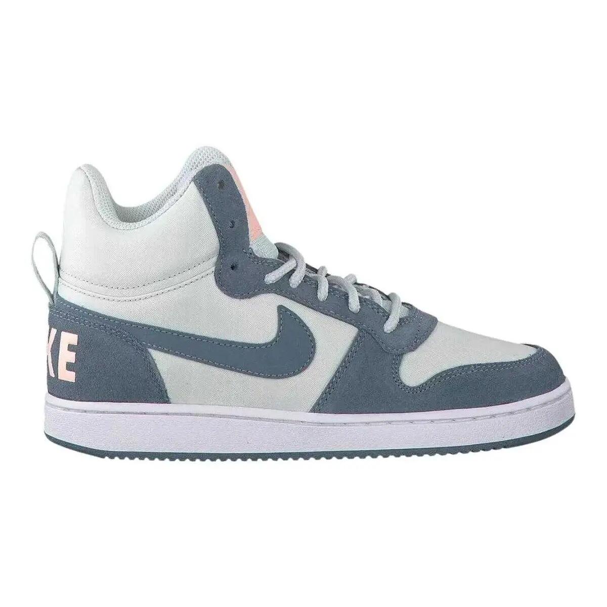 NIKE picture