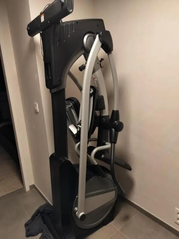 Tussen Particulieren - Crosstrainer te koop 2/2