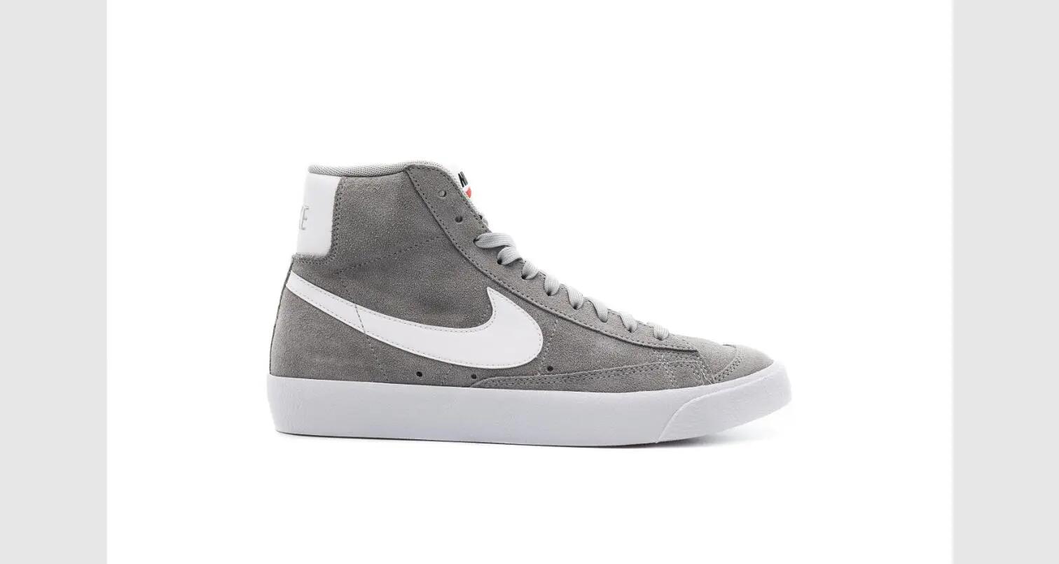 NIKE picture