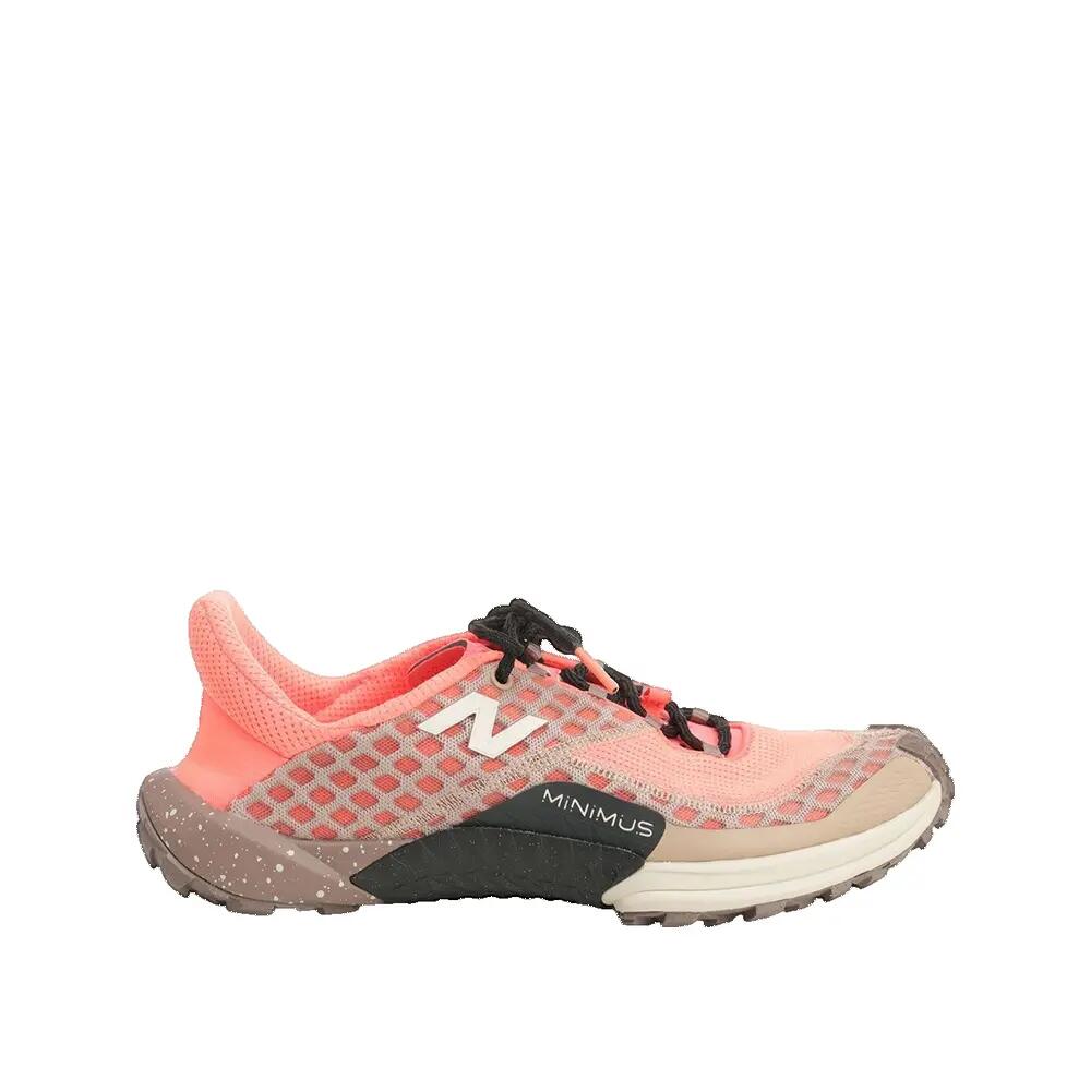 NEW BALANCE picture