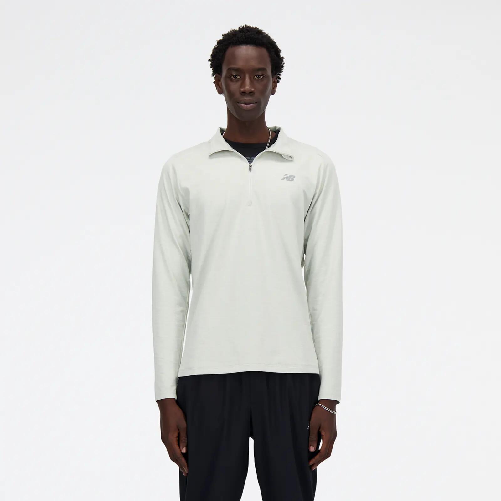 NEW BALANCE picture