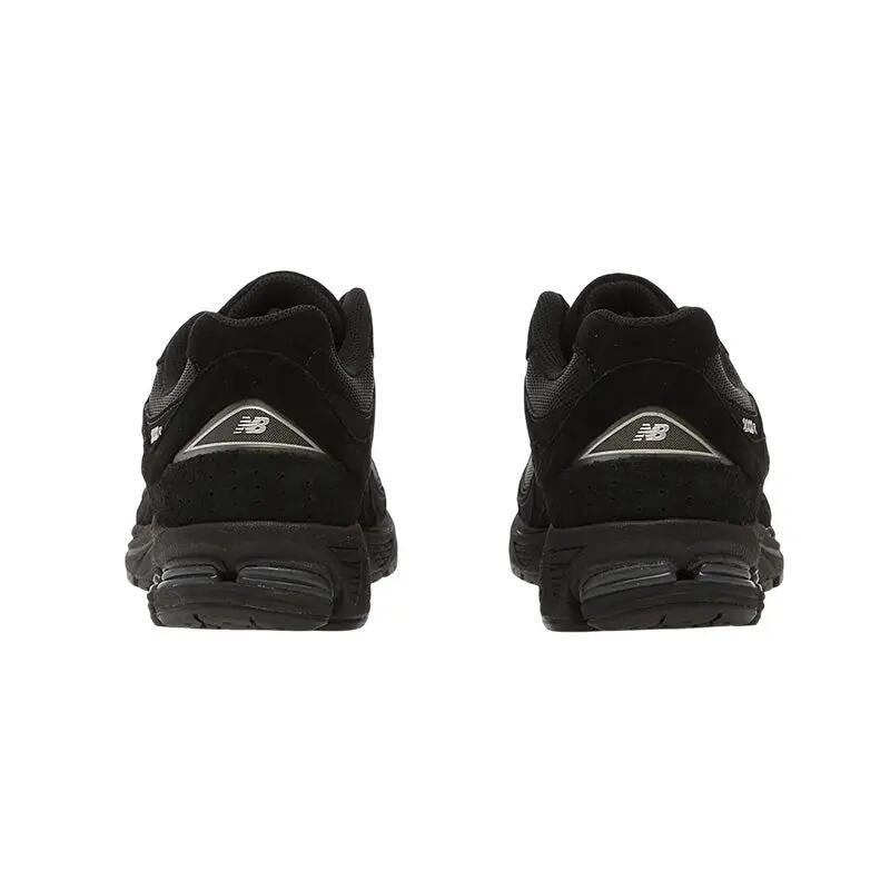 Buty New Balance 2002R Czarny 6/6