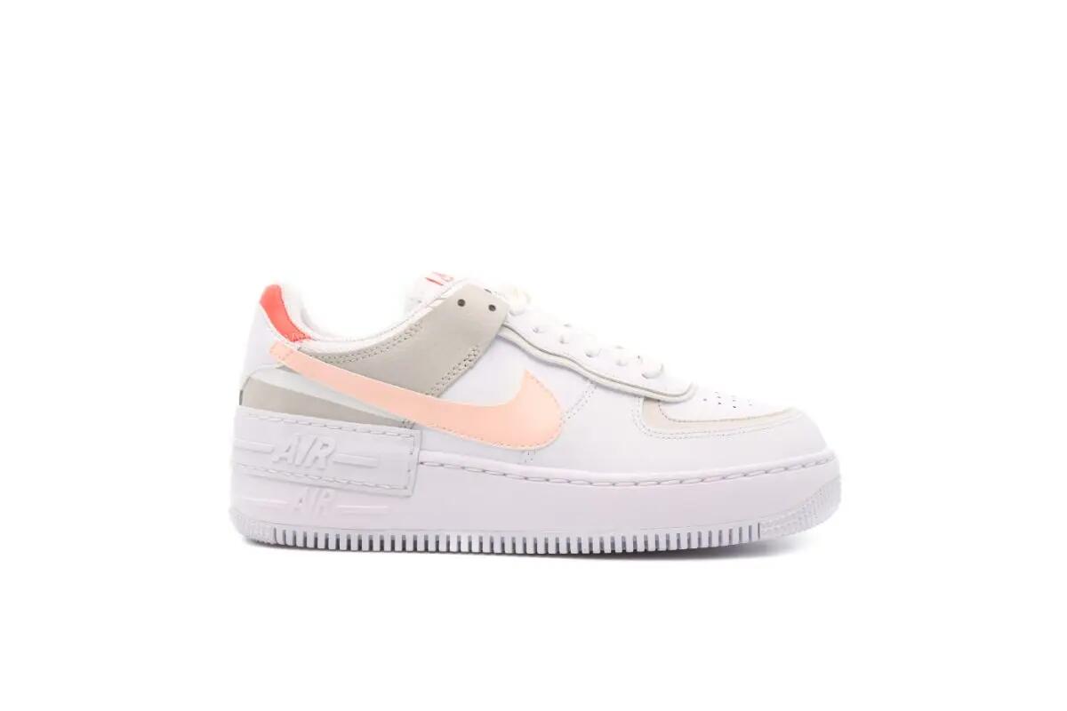 NIKE picture