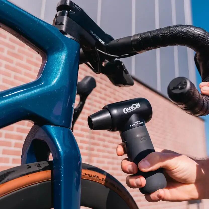 Souffleur d'air turbo E-Power CyclOn 4/6