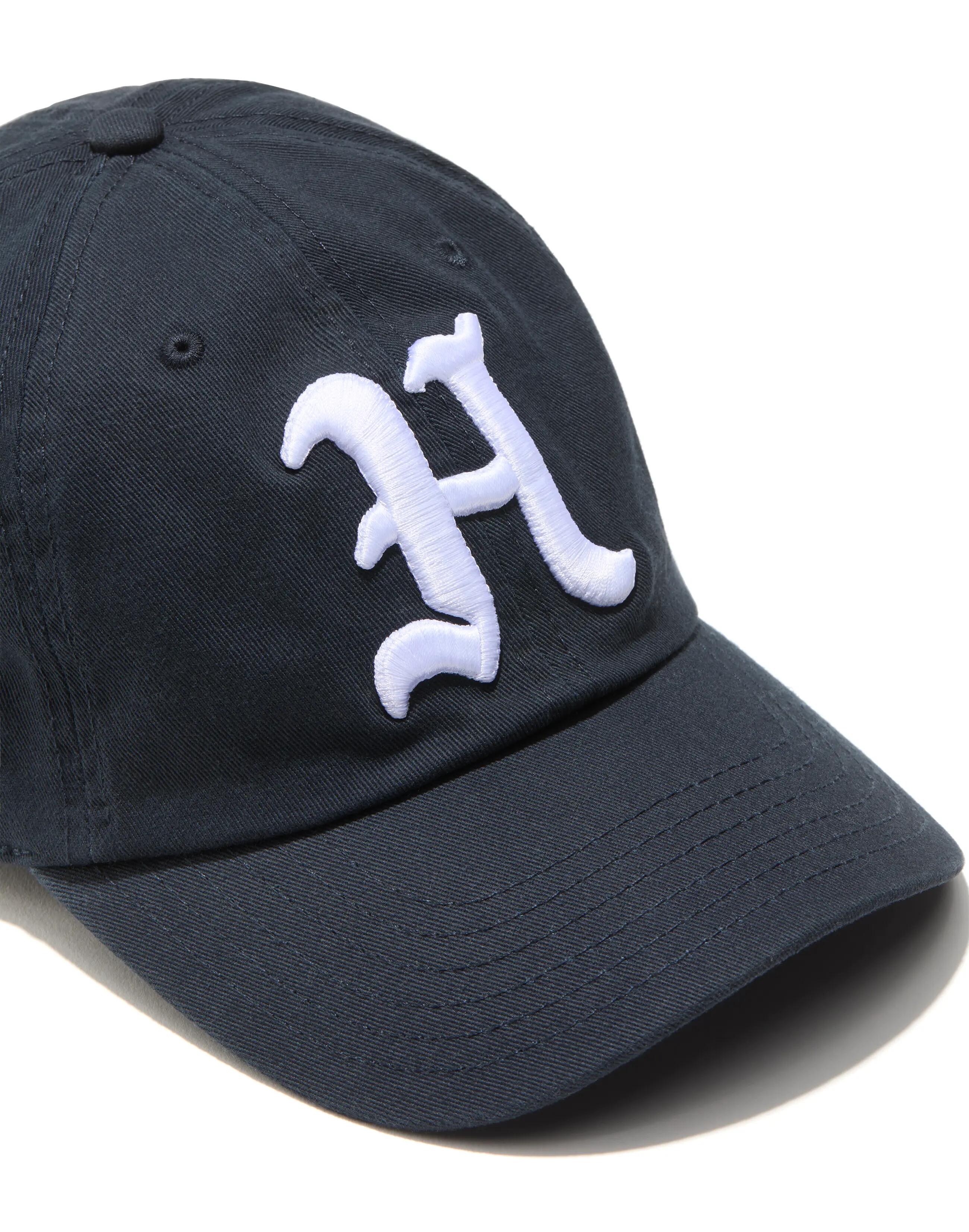 HAWKERS Casquette de baseball pour hommes et femmes VARSITY CLASSIC CAP NAVY 4/5