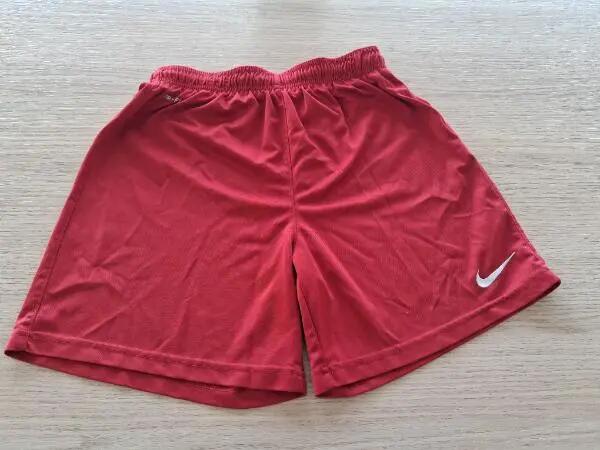 Entre Particuliers - Short taille152 2/2