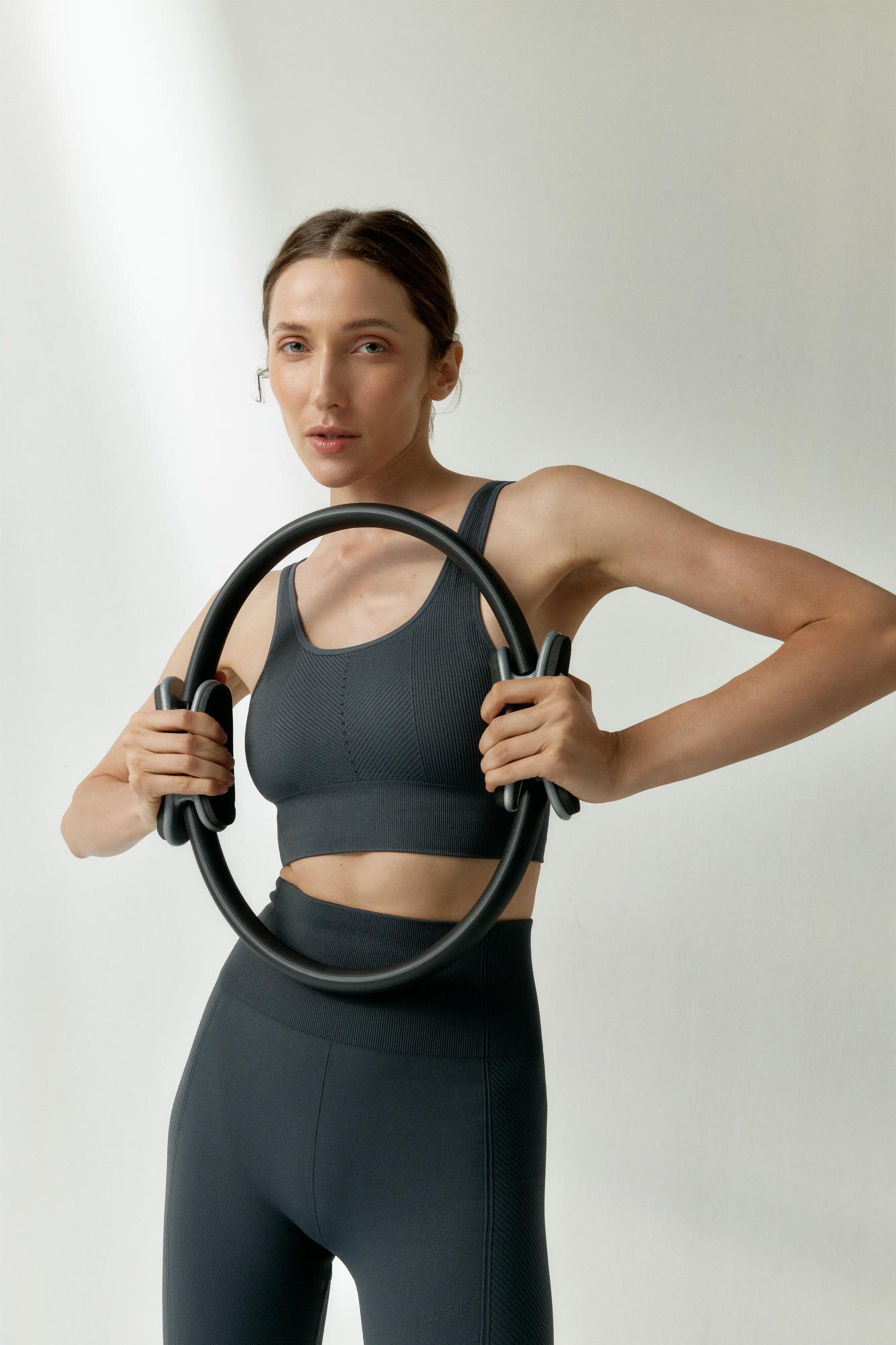 Sport-BH Damen Naisha Nahtlos mittlerer Halt Träger herausnehmbare Pads 8/9