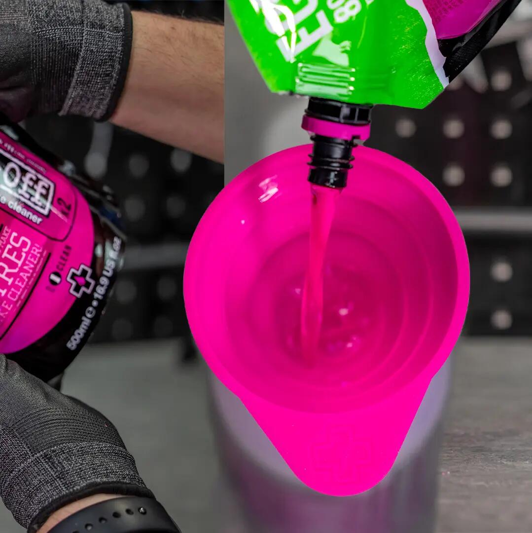 Muc Off entonnoir pliable en silicone noir 5/5