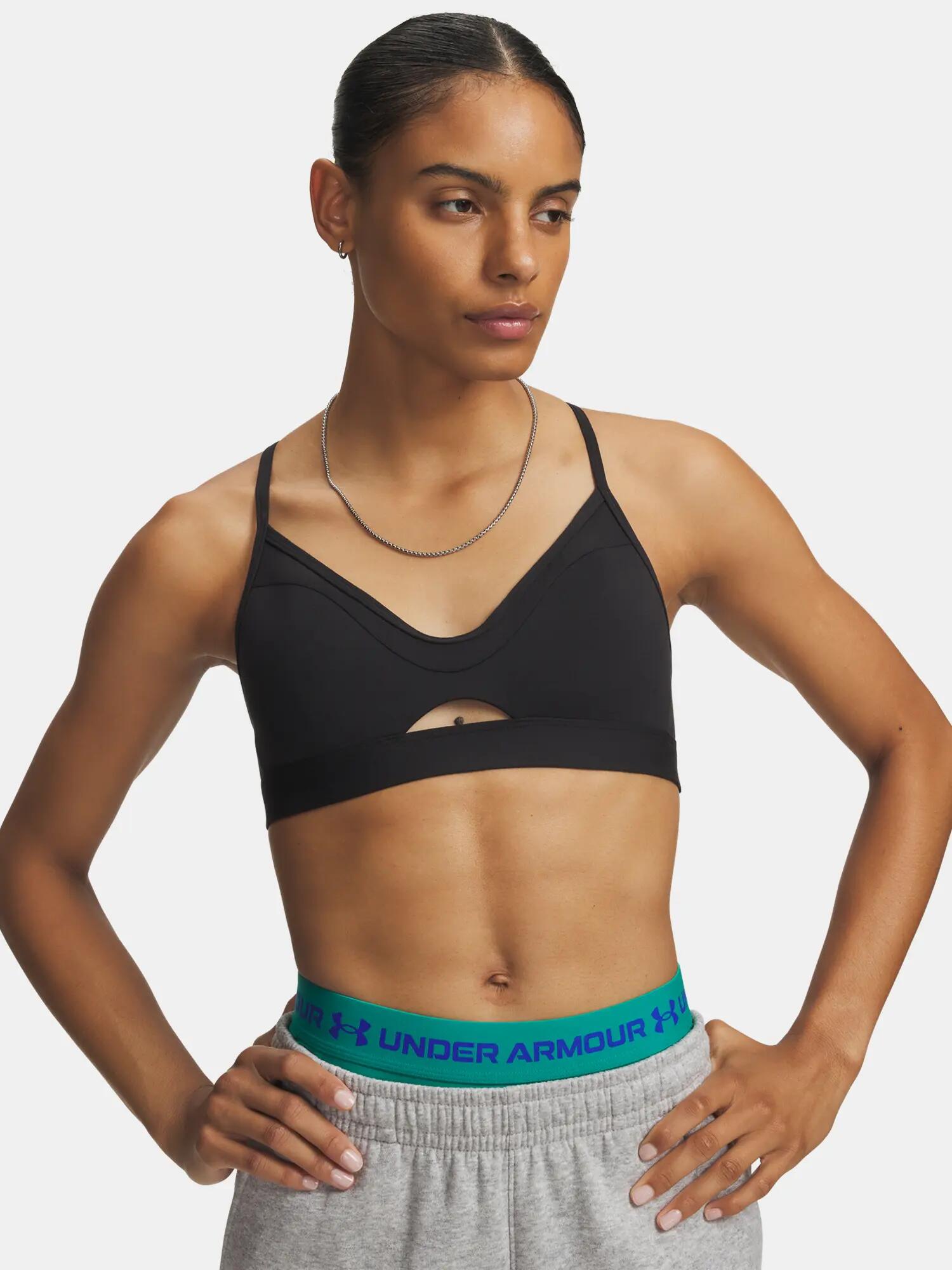 UNDER ARMOUR picture