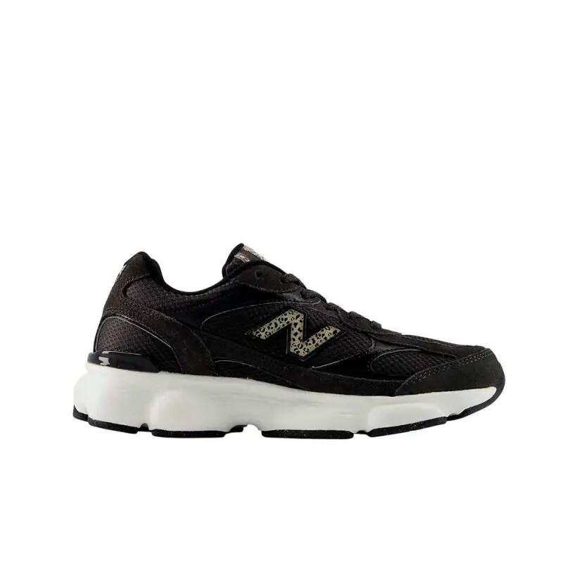 NEW BALANCE picture