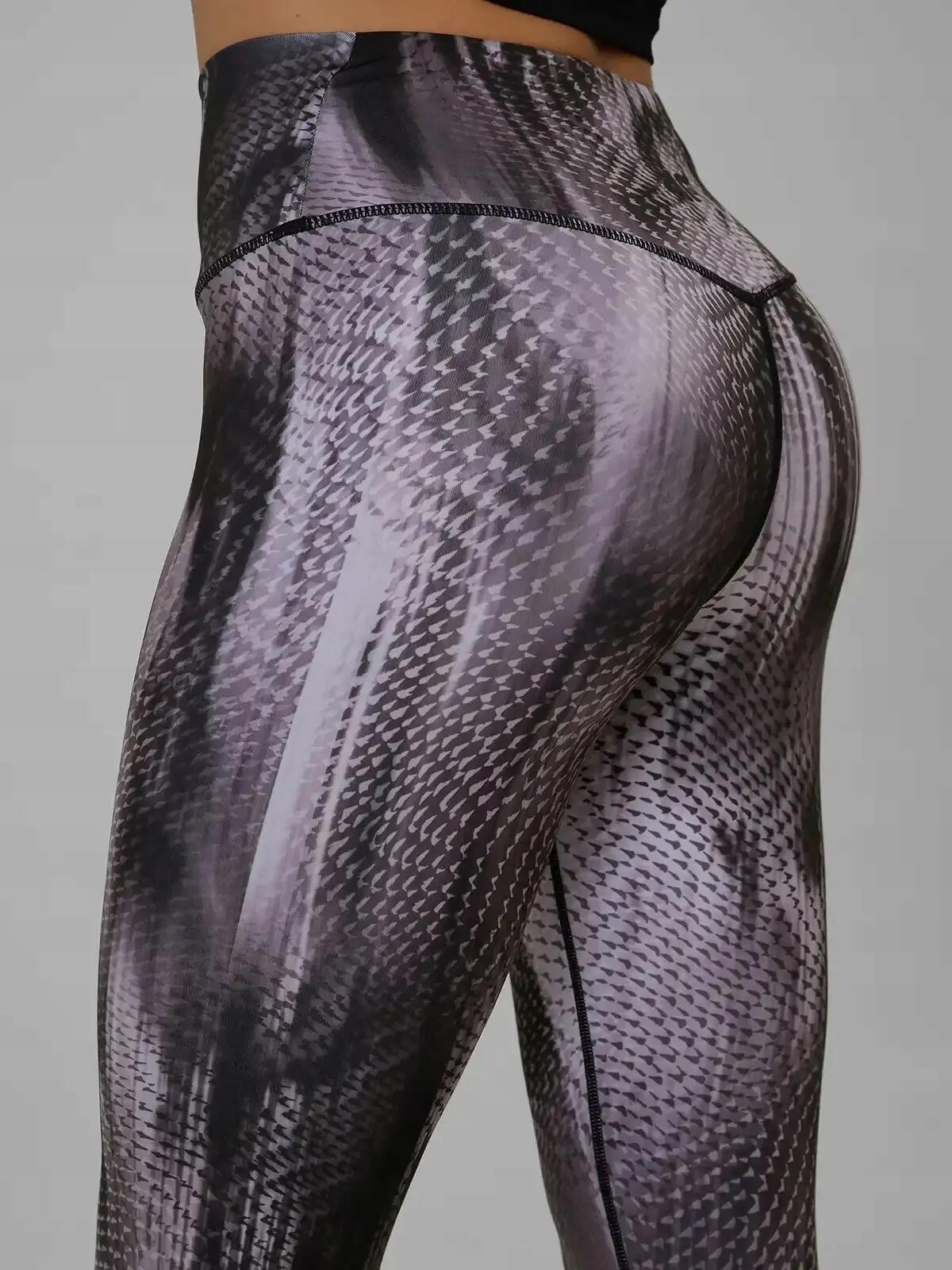 LEGGINSY DAMSKIE 4F TRENINGOWE SZYBKOSCHNĄCE Z WYSOKIM STANEM KOLOR SZARY 7/12