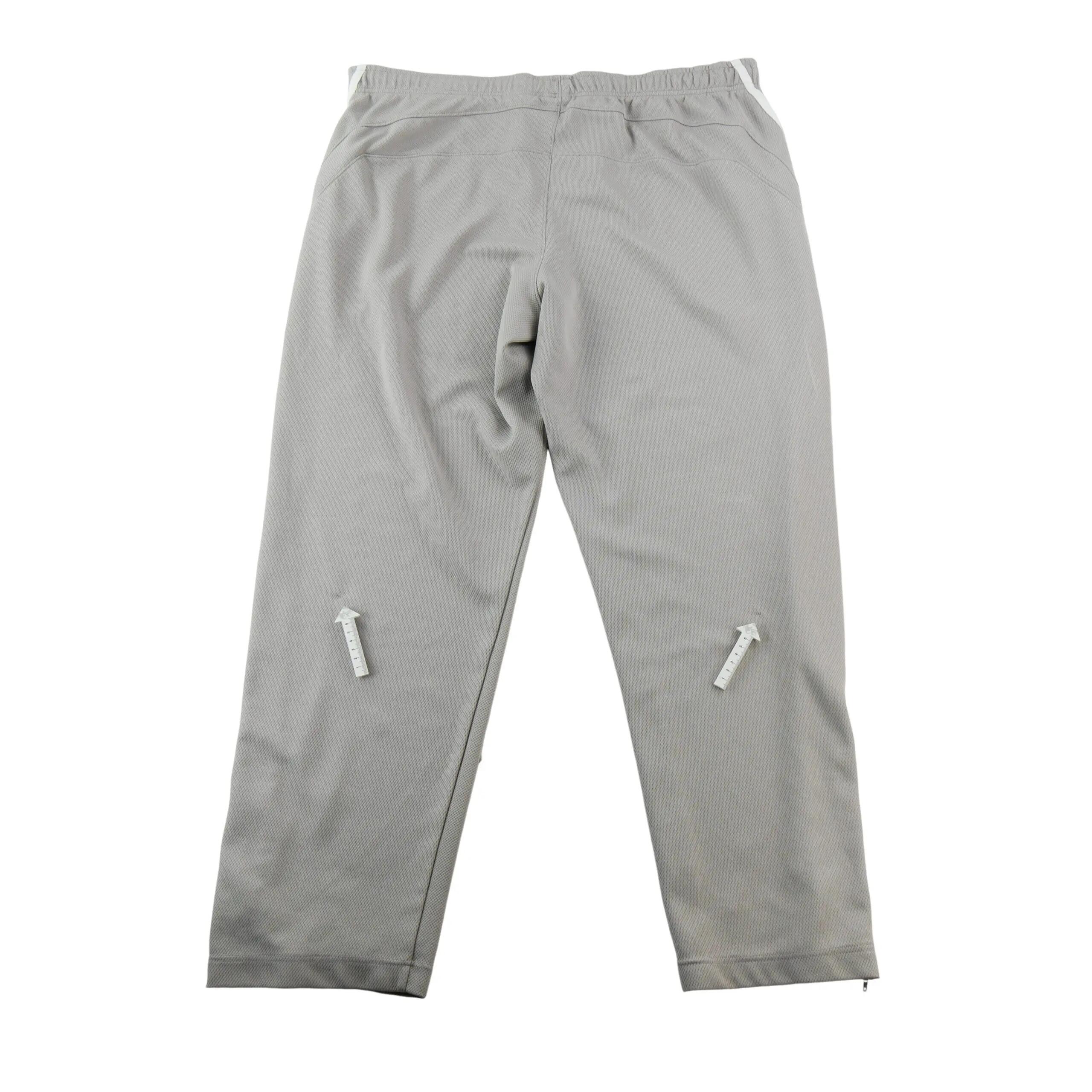 Tweedehands - Heren Joggings Mini Swoosh Y2K Grijs - Goede staat 6/10