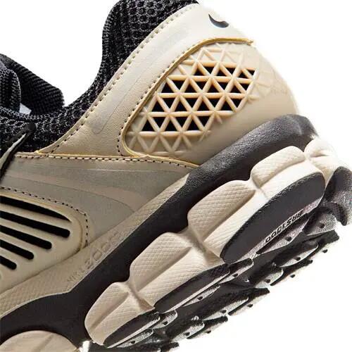Herren universal Schuhe Nike Zoom Vomero 5 5/7