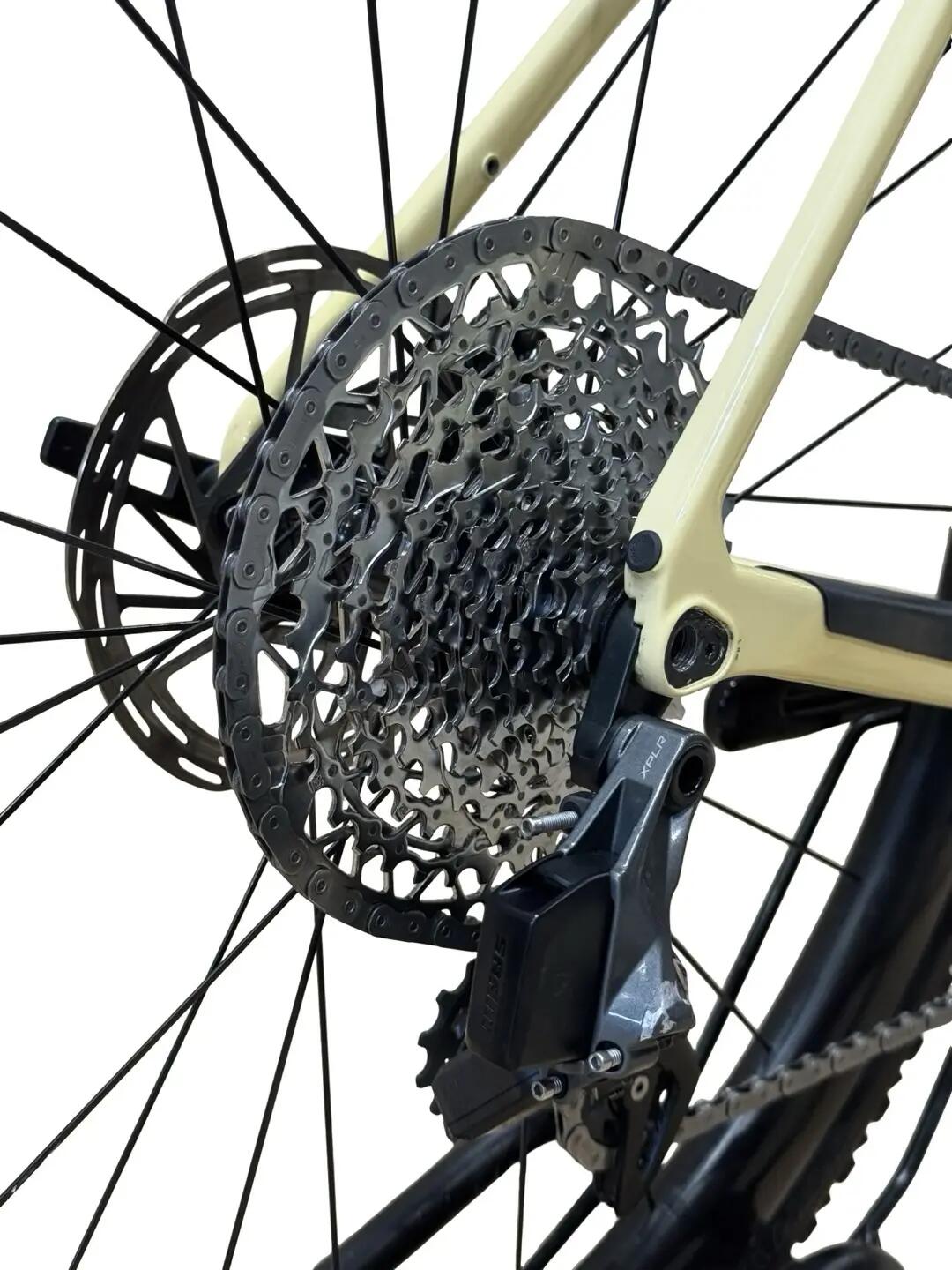 Reconditionné - Vélo de gravel Canyon Grail CF SL 7 eTap - comme neuf 12/12