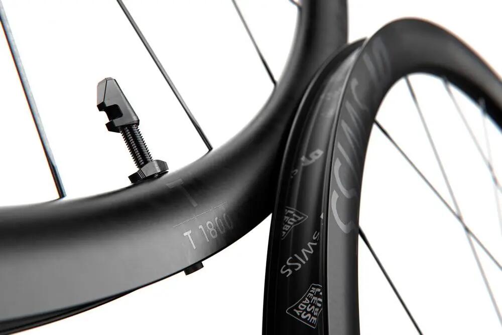 Roue avant DT Swiss T 1800 Classic 30 alu, noire, 9/100 mm TB bolt on 2/3