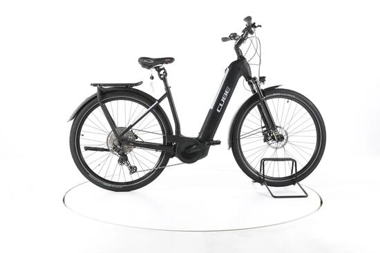 Tweedehands - Cube Kathmandu Hybrid EXC Trekking E-Bike Lage instap - Goed