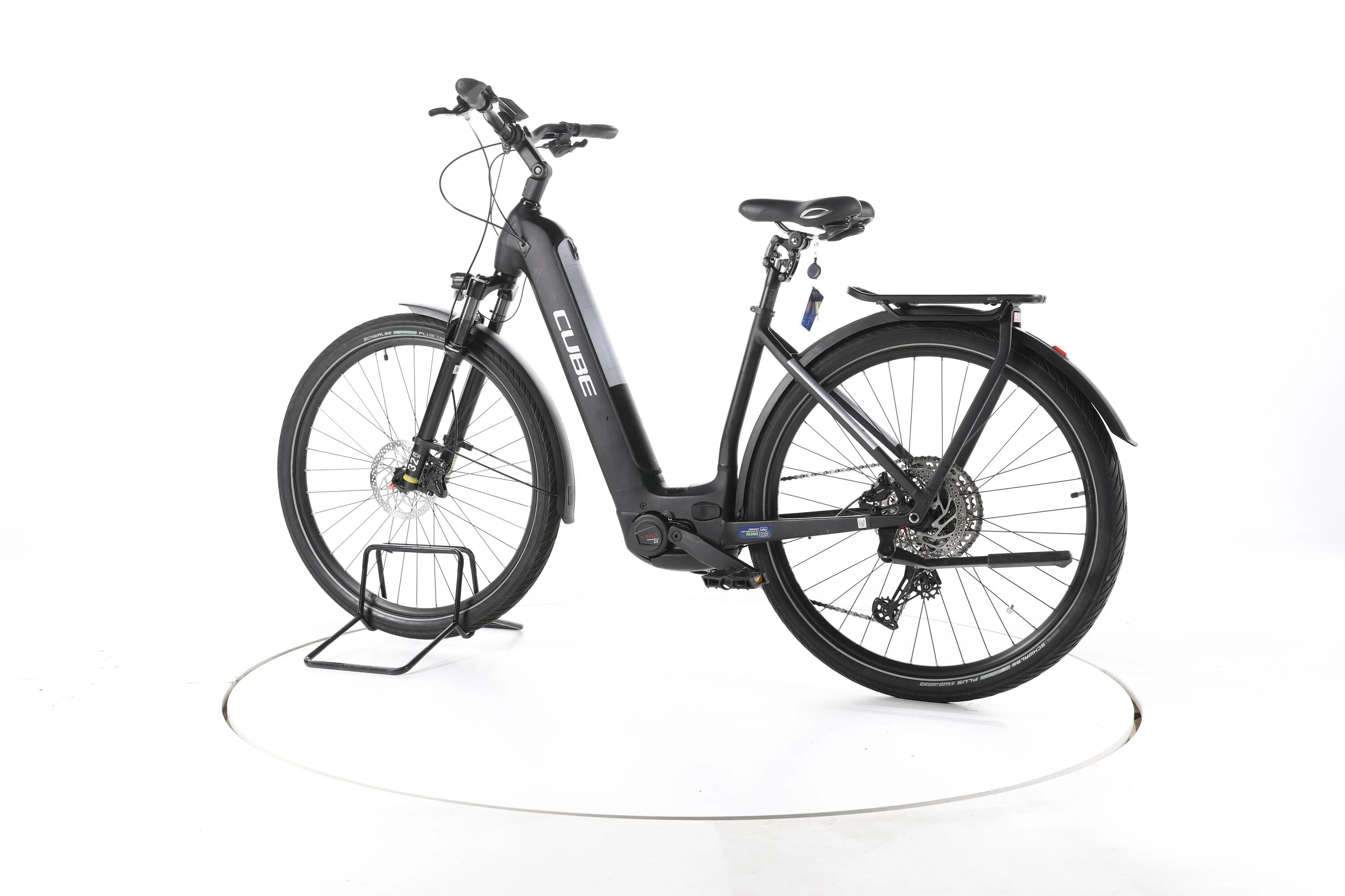 Tweedehands - Cube Kathmandu Hybrid EXC Trekking E-Bike Lage instap - Goed 7/7
