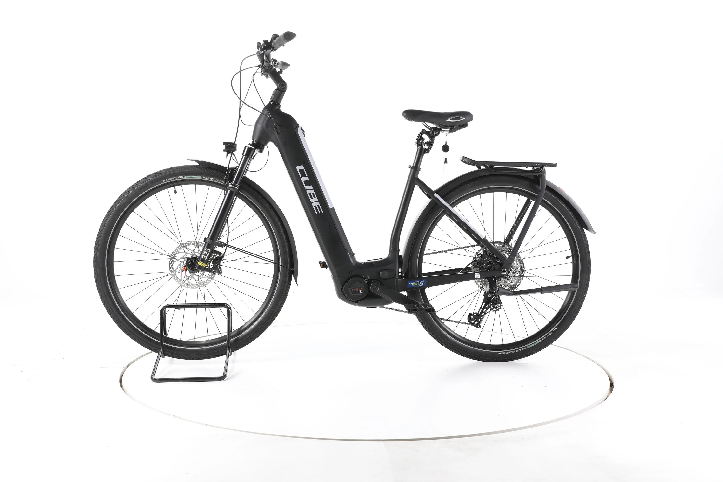 Tweedehands - Cube Kathmandu Hybrid EXC Trekking E-Bike Lage instap - Goed 6/7
