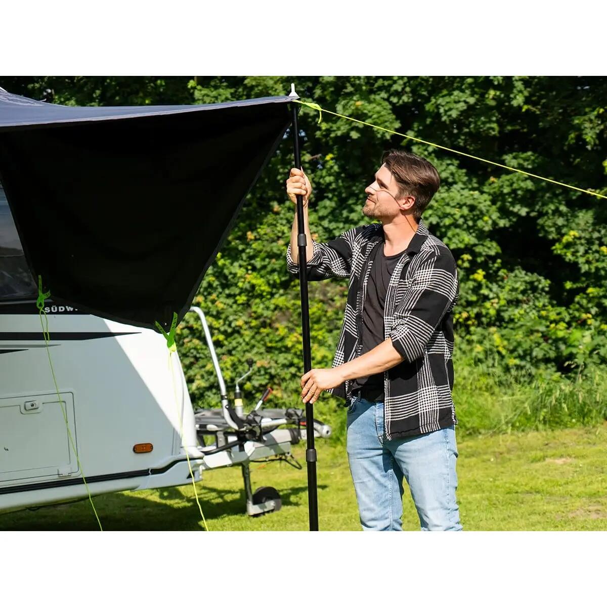 Luifel Freeway 300x240 - UV-bescherming voor caravans 8/14