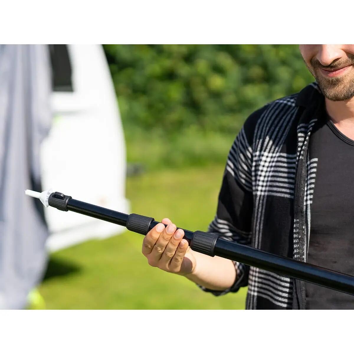 Luifel Freeway 300x240 - UV-bescherming voor caravans 10/14
