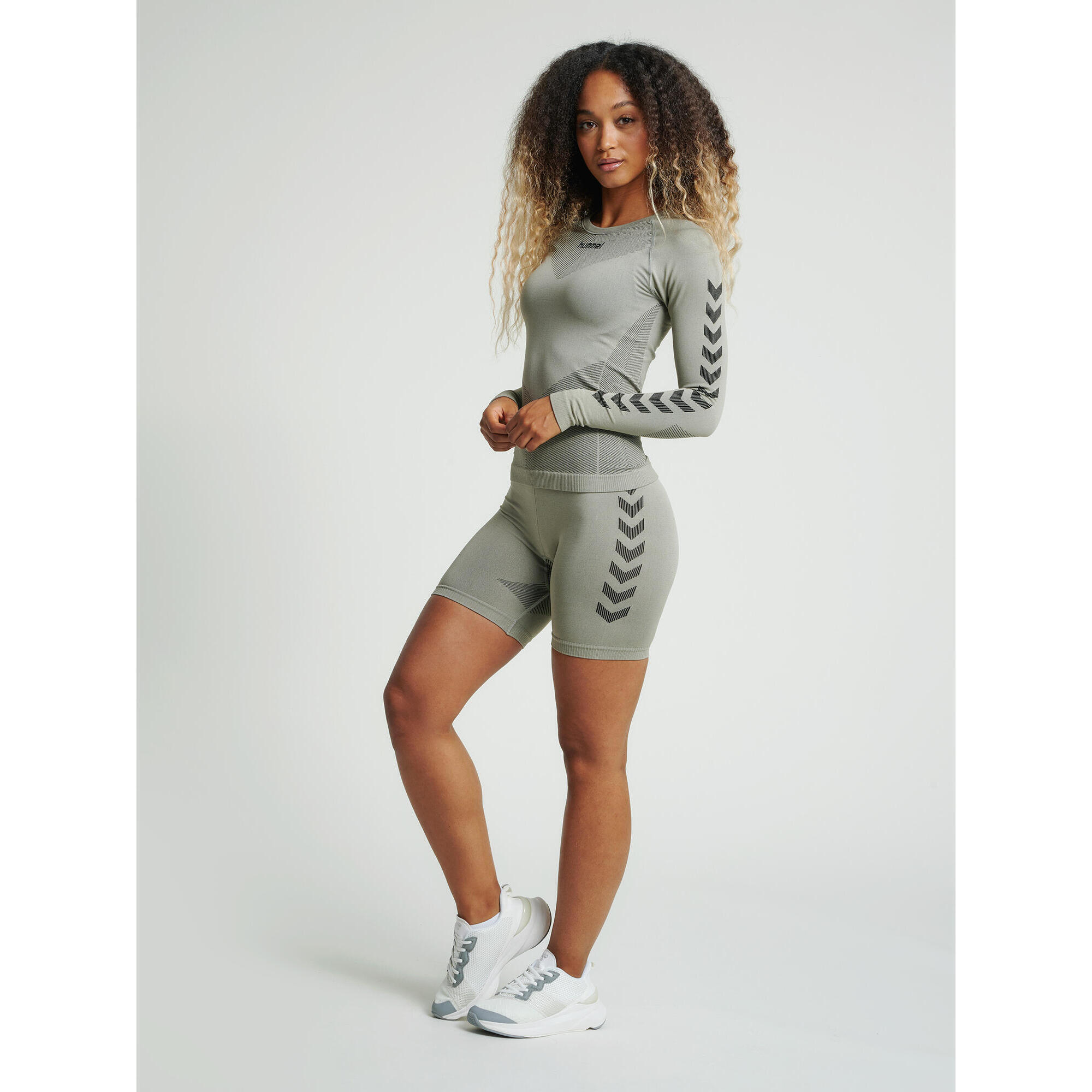 Pantaloncini a compressione da donna Hummel hmlfirst training 2/7