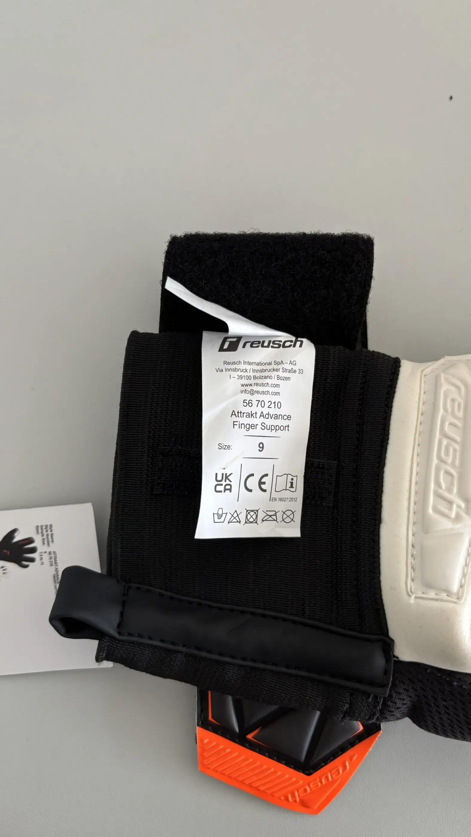 Luvas de guarda-redes Reusch Attrakt Advance Finger Support 9/9