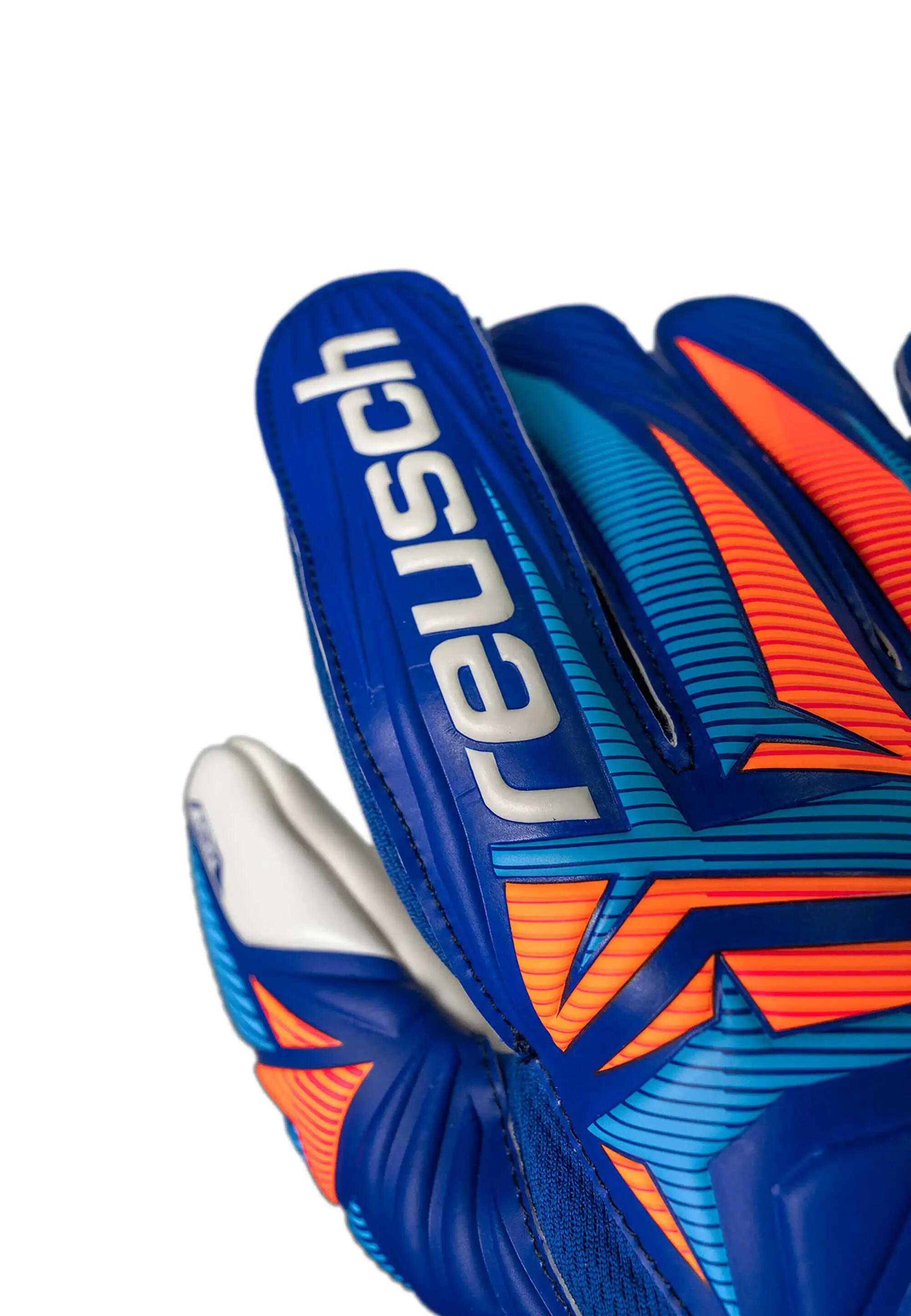 Luvas de guarda-redes Reusch Attrakt Grip 6/8