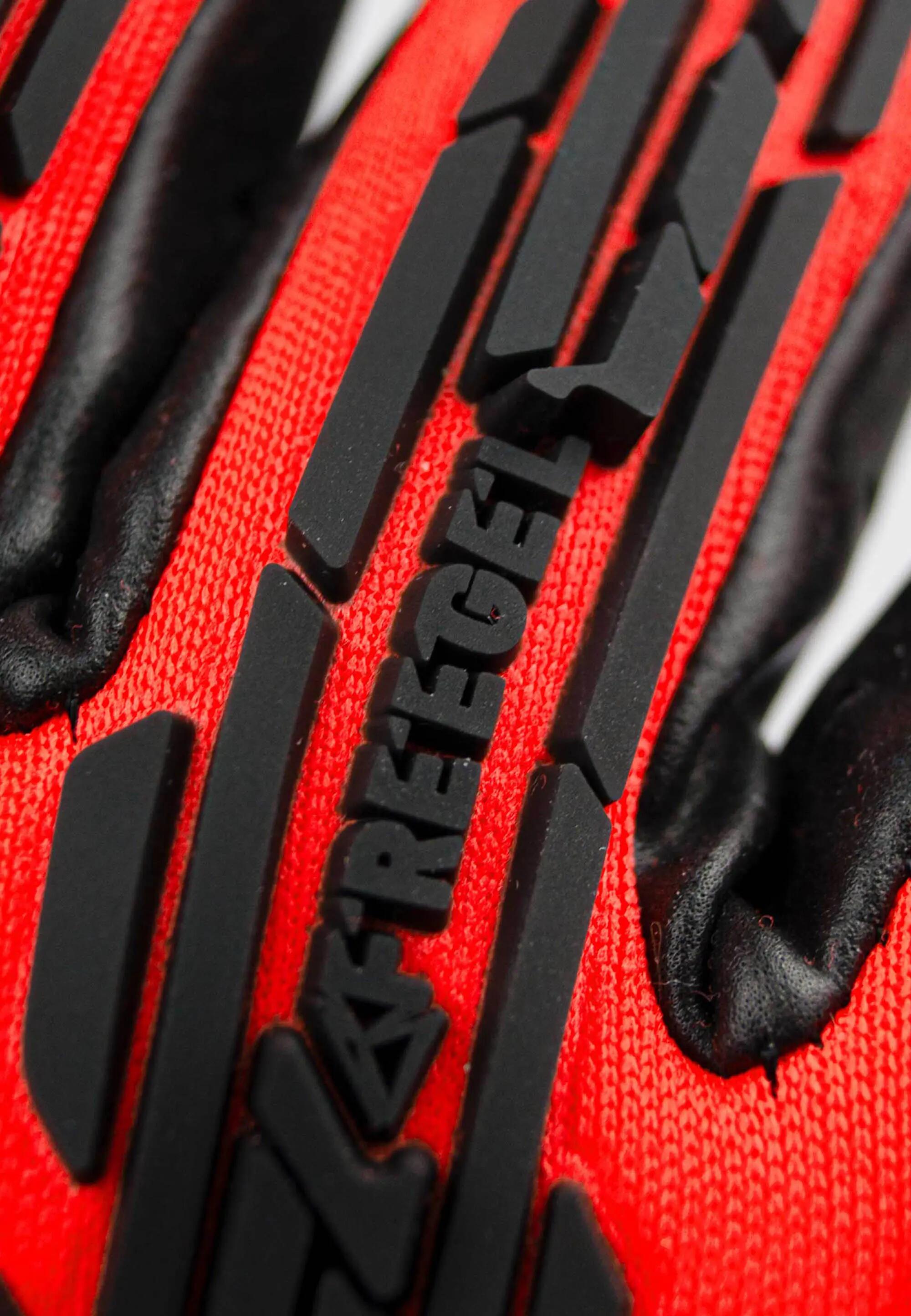 Rękawice bramkarskie Reusch Attrakt Freegel Fusion Goaliator 6/10
