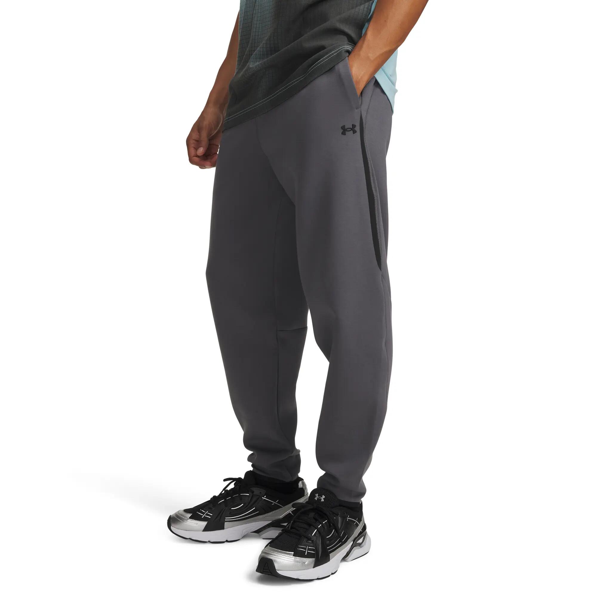 UNDER ARMOUR picture