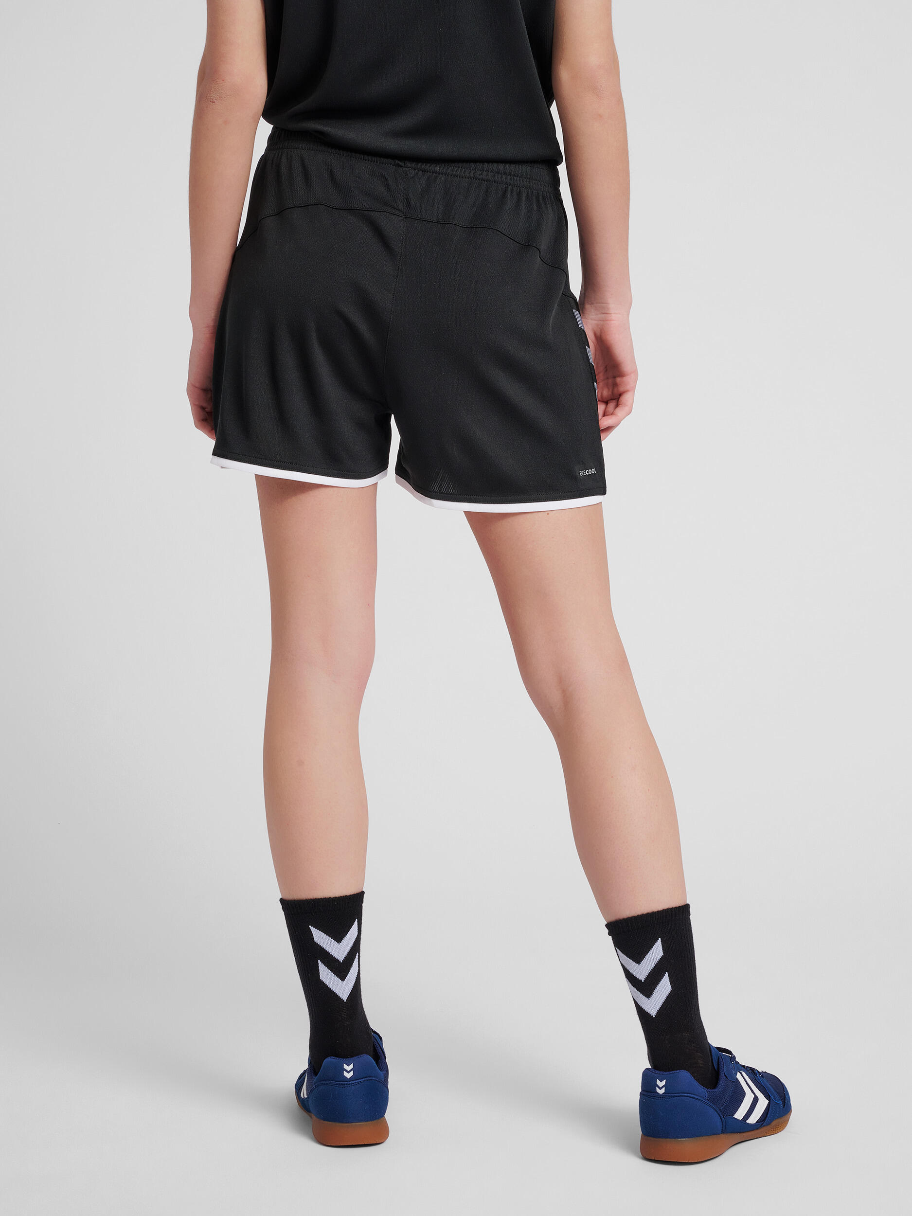 HUMMEL hmlAUTHENTIC POLY SHORTS WOMAN 3/7