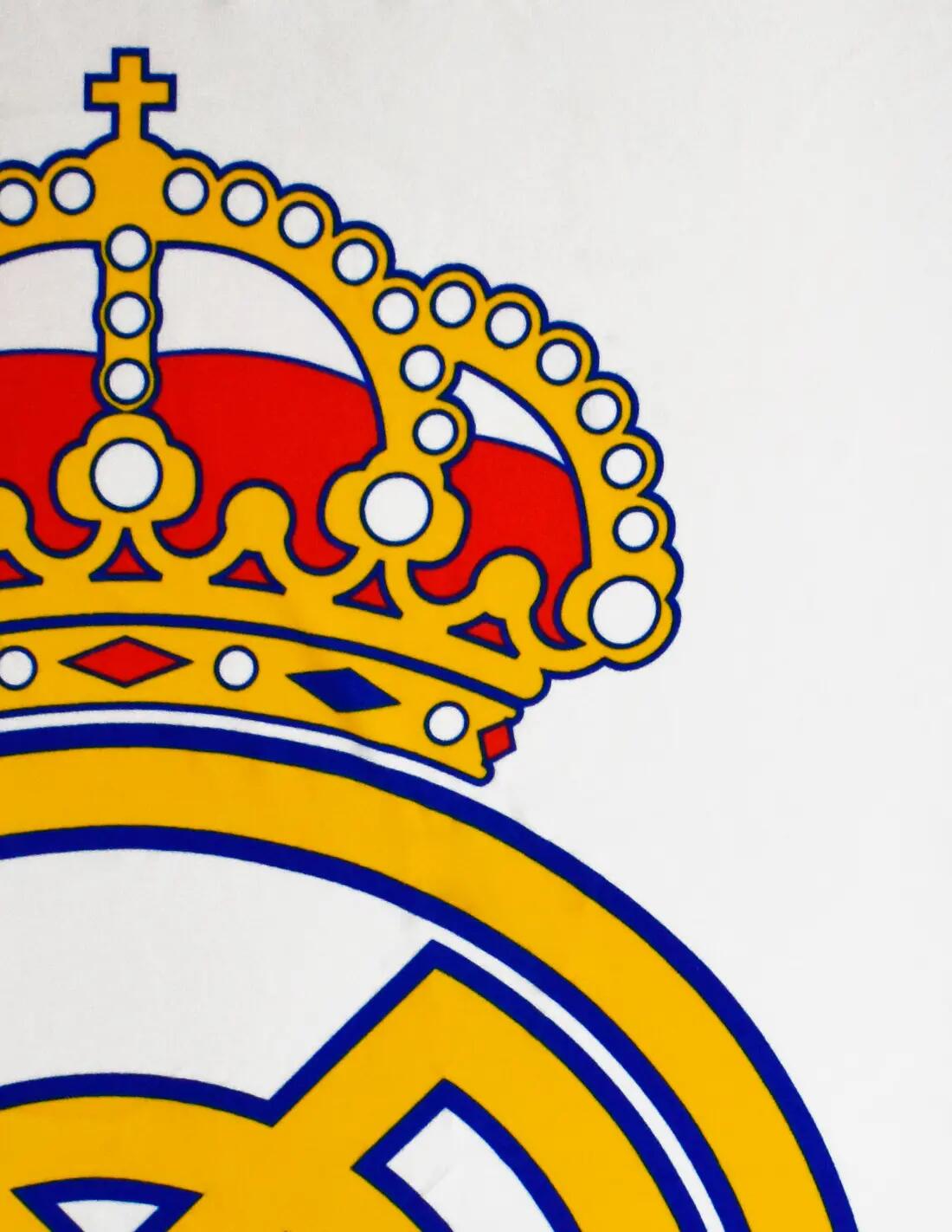 Toalla Real Madrid Oficial con Escudo 80x180 cm microfibra 2/3