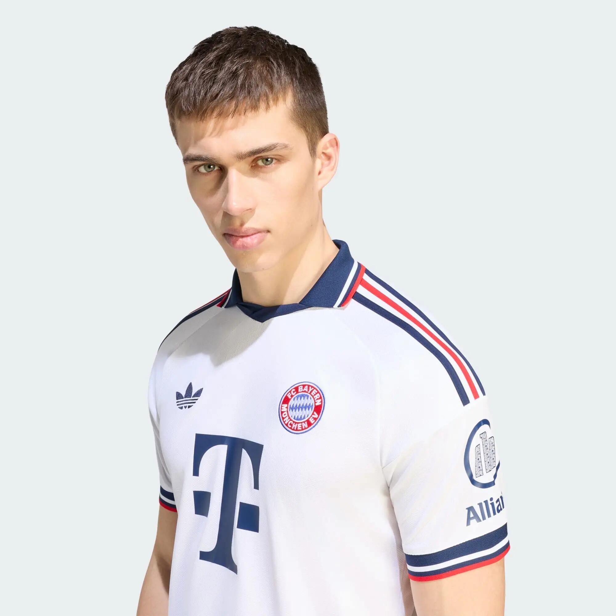 Maillot Extérieur FC Bayern Munich 26/27 4/8