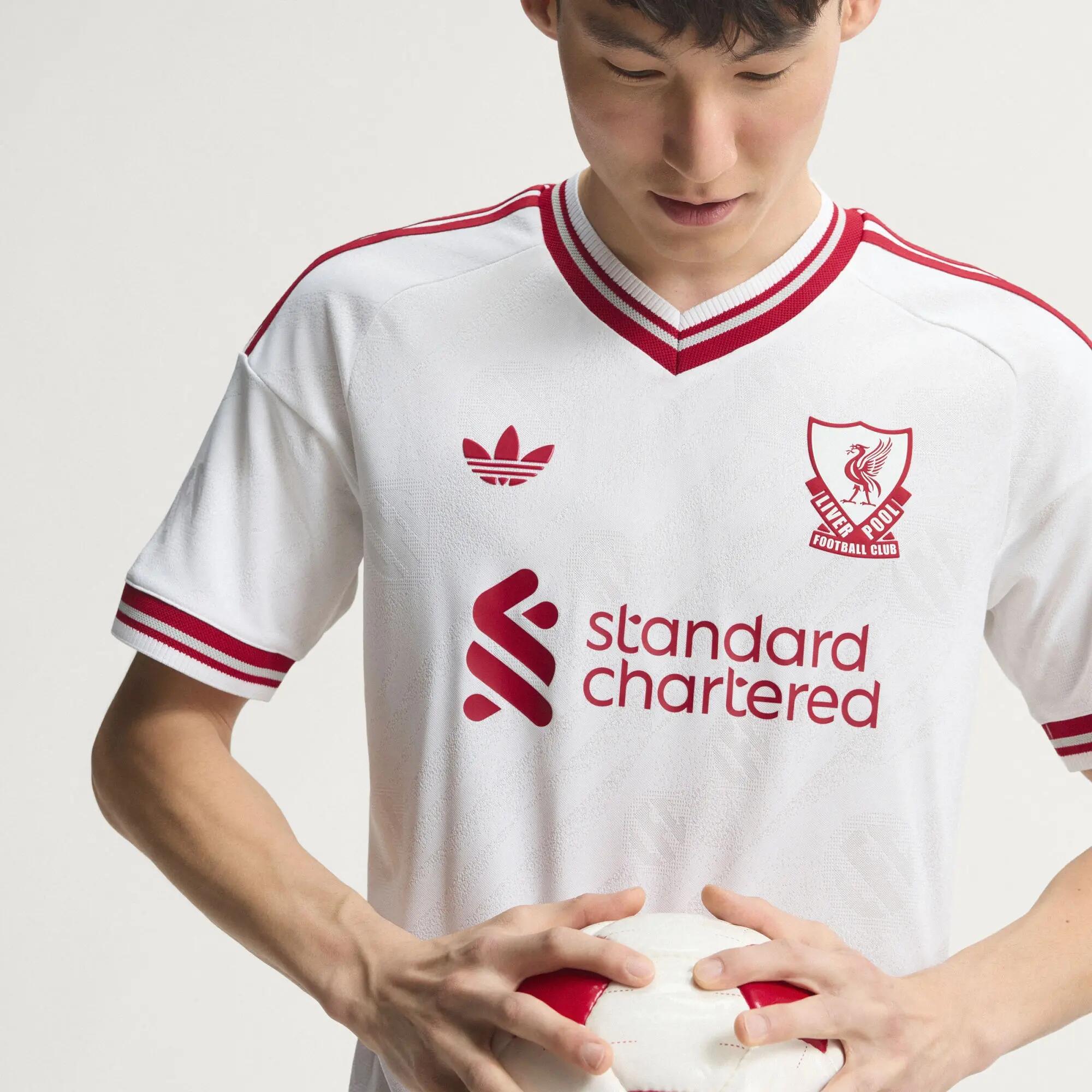 Camiseta oficial segunda equipación Liverpool FC 26/27 8/15