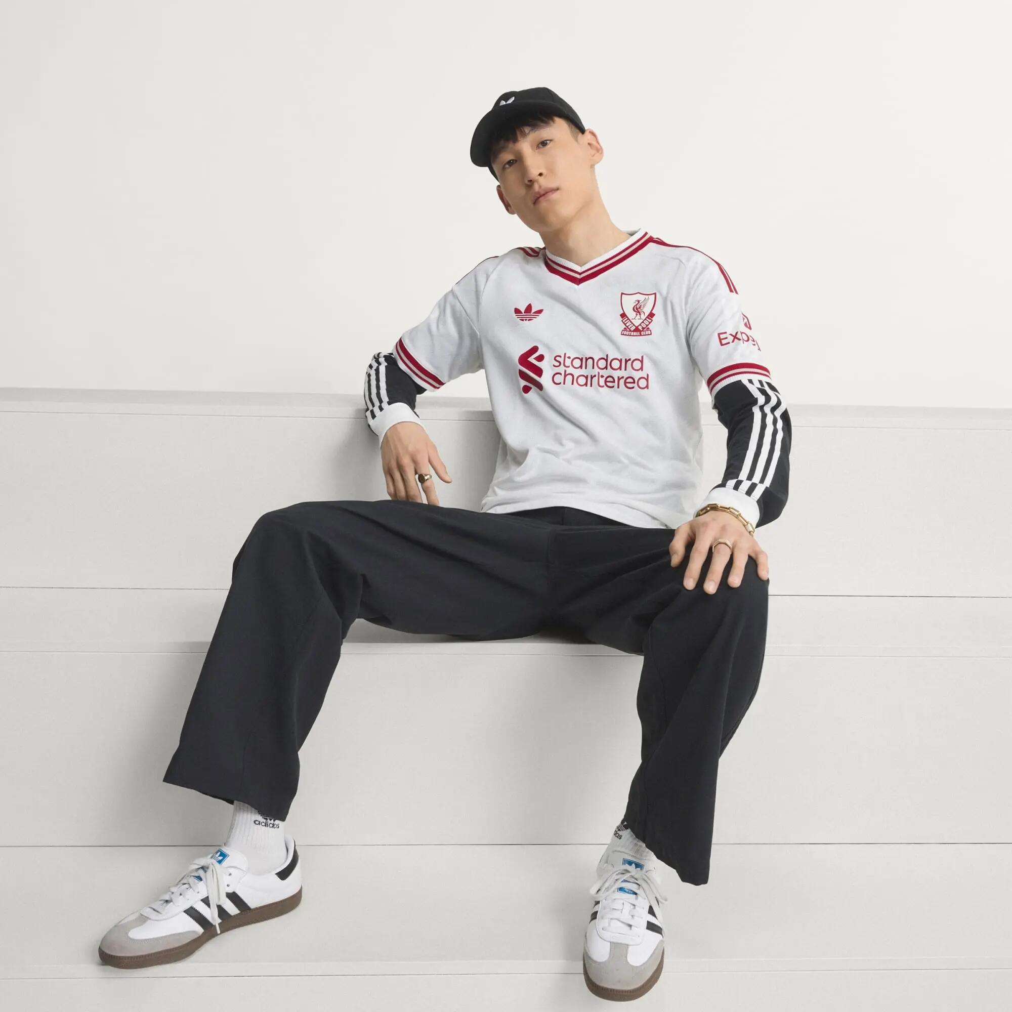 Camiseta oficial segunda equipación Liverpool FC 26/27 6/15