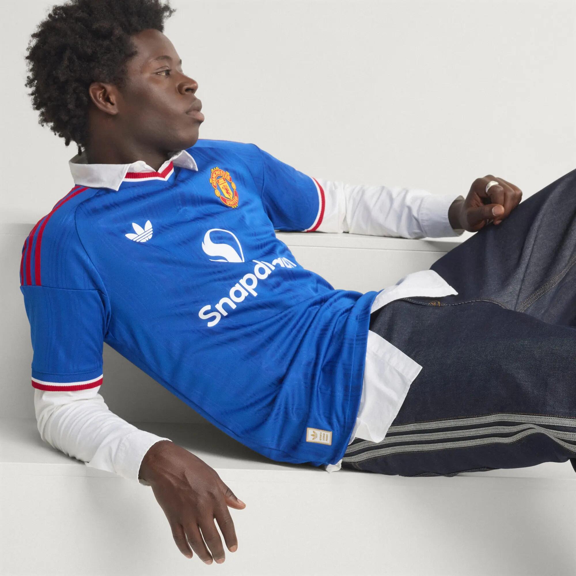 Camiseta segunda equipación Manchester United 26/27 12/15