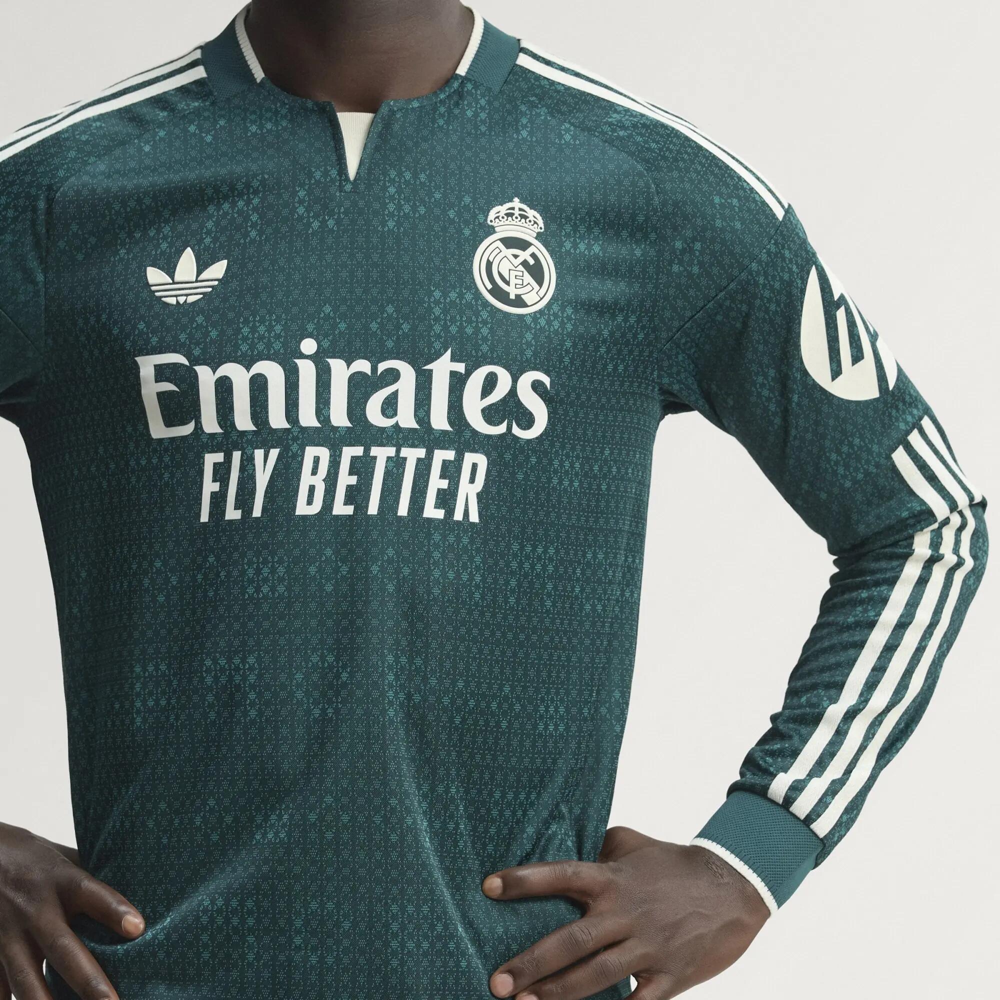 Maillot authentique à manches longues Extérieur Real Madrid 26/27 7/15