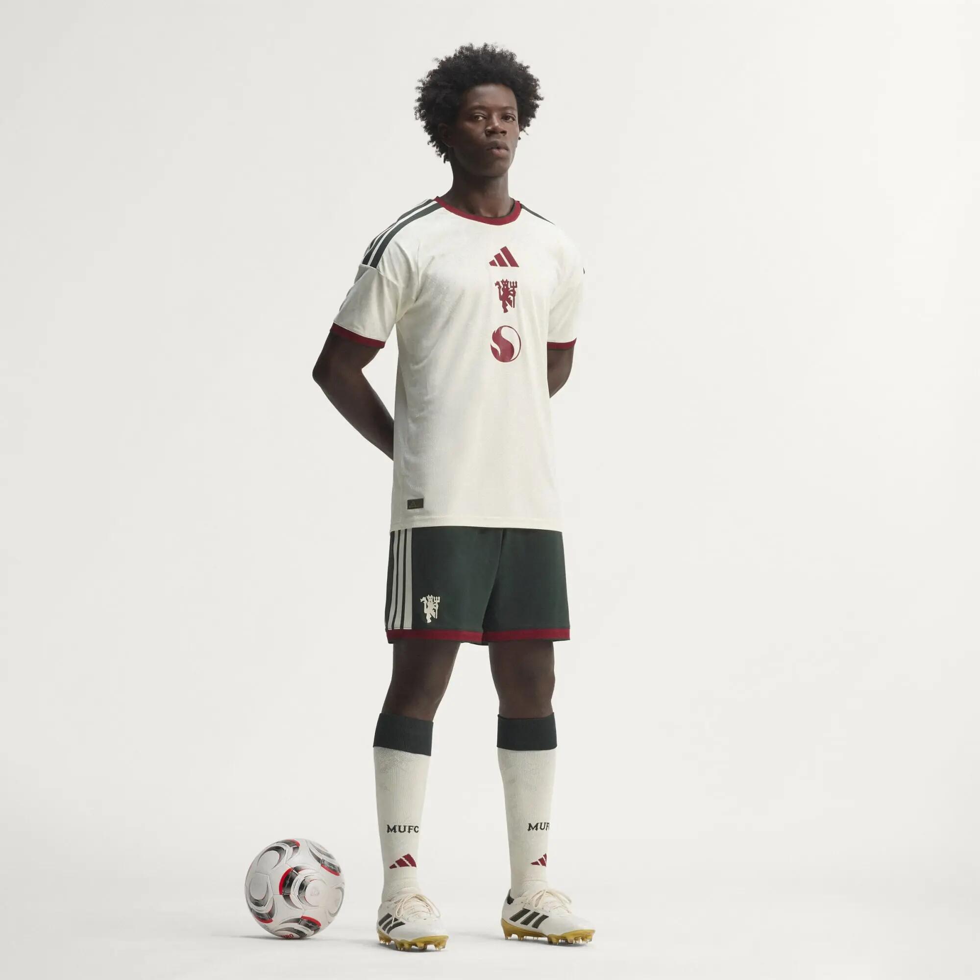 Camiseta de la tercera equipación del Manchester United 26/27 Authentic 5/15