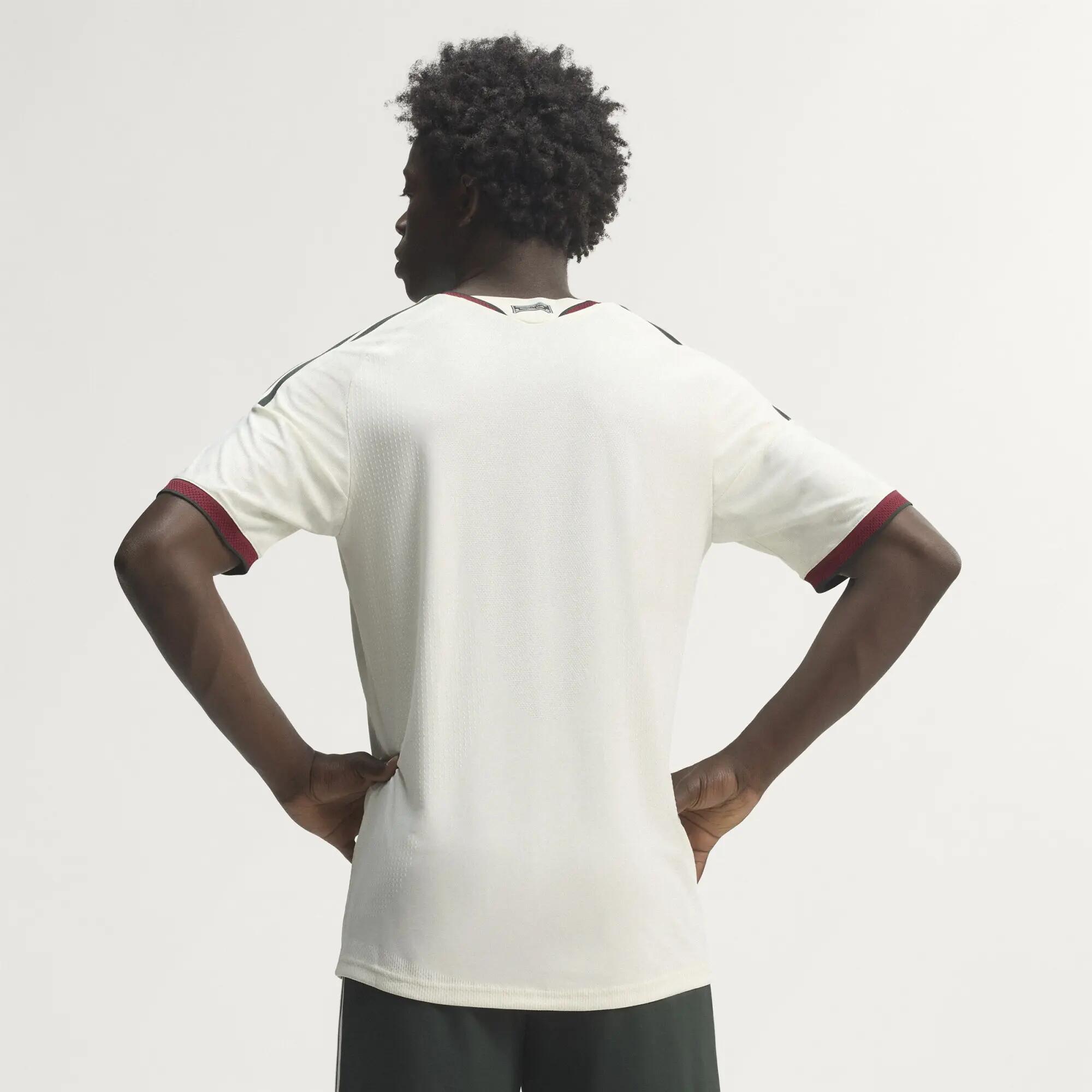 Camiseta de la tercera equipación del Manchester United 26/27 Authentic 4/15