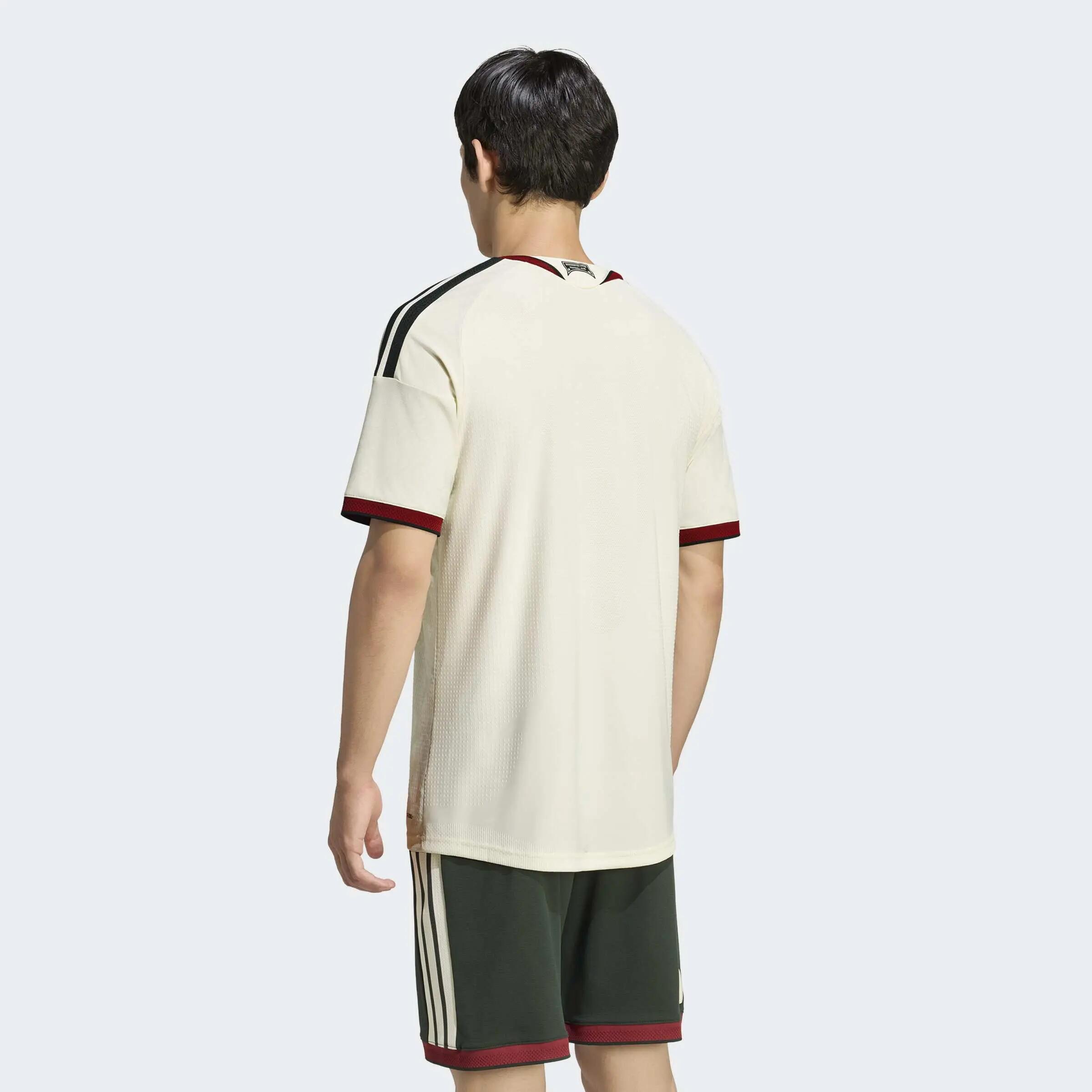 Camiseta de la tercera equipación del Manchester United 26/27 Authentic 12/15