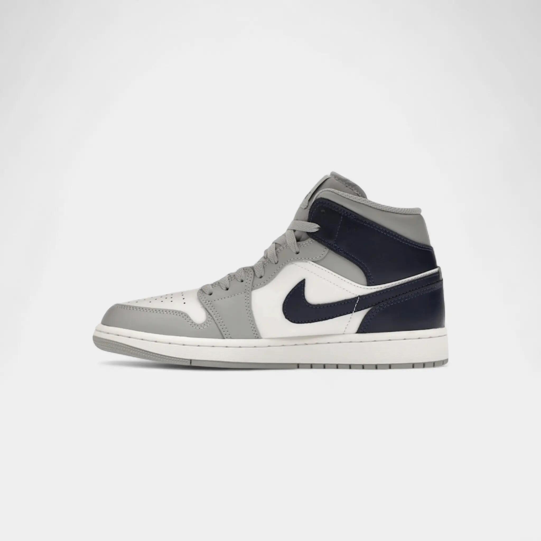 Jordan 1 Mid Wolf Grey Midnight Navy 4/5