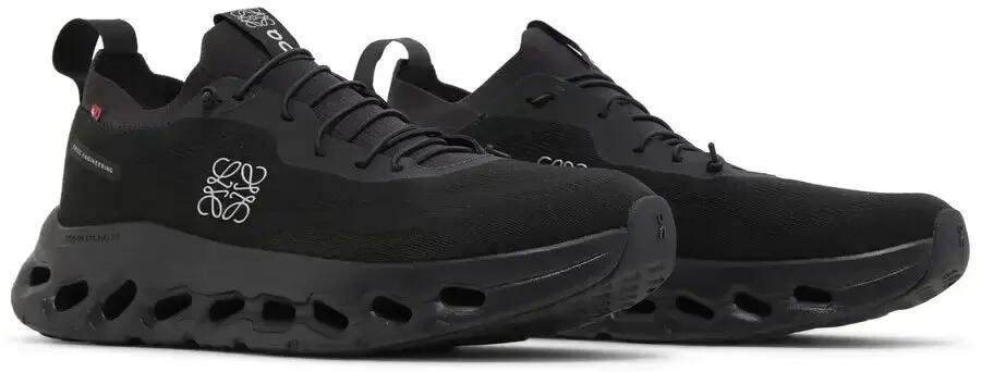 On Running Cloudtilt LOEWE All Black 5/5