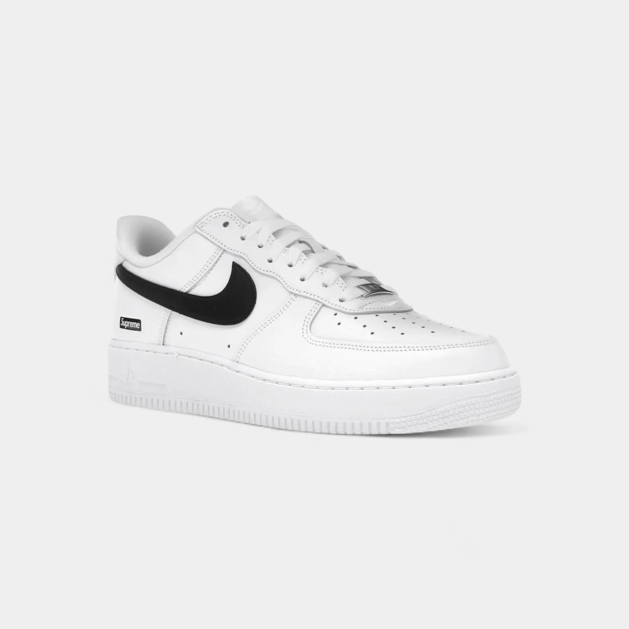 Nike Air Force 1 Low Supreme White Black 2/5