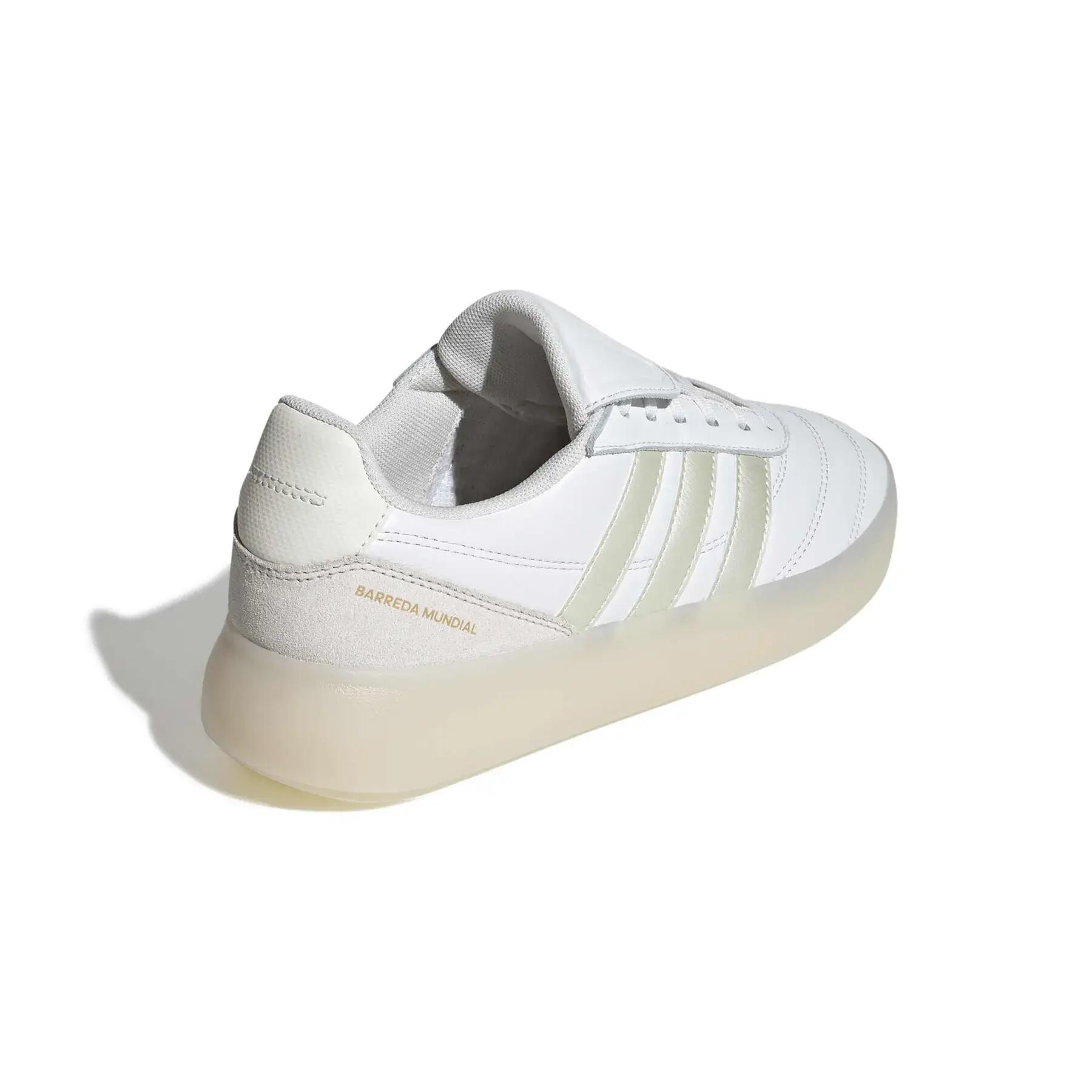 Baskets femme adidas Barreda Mundial 6/7