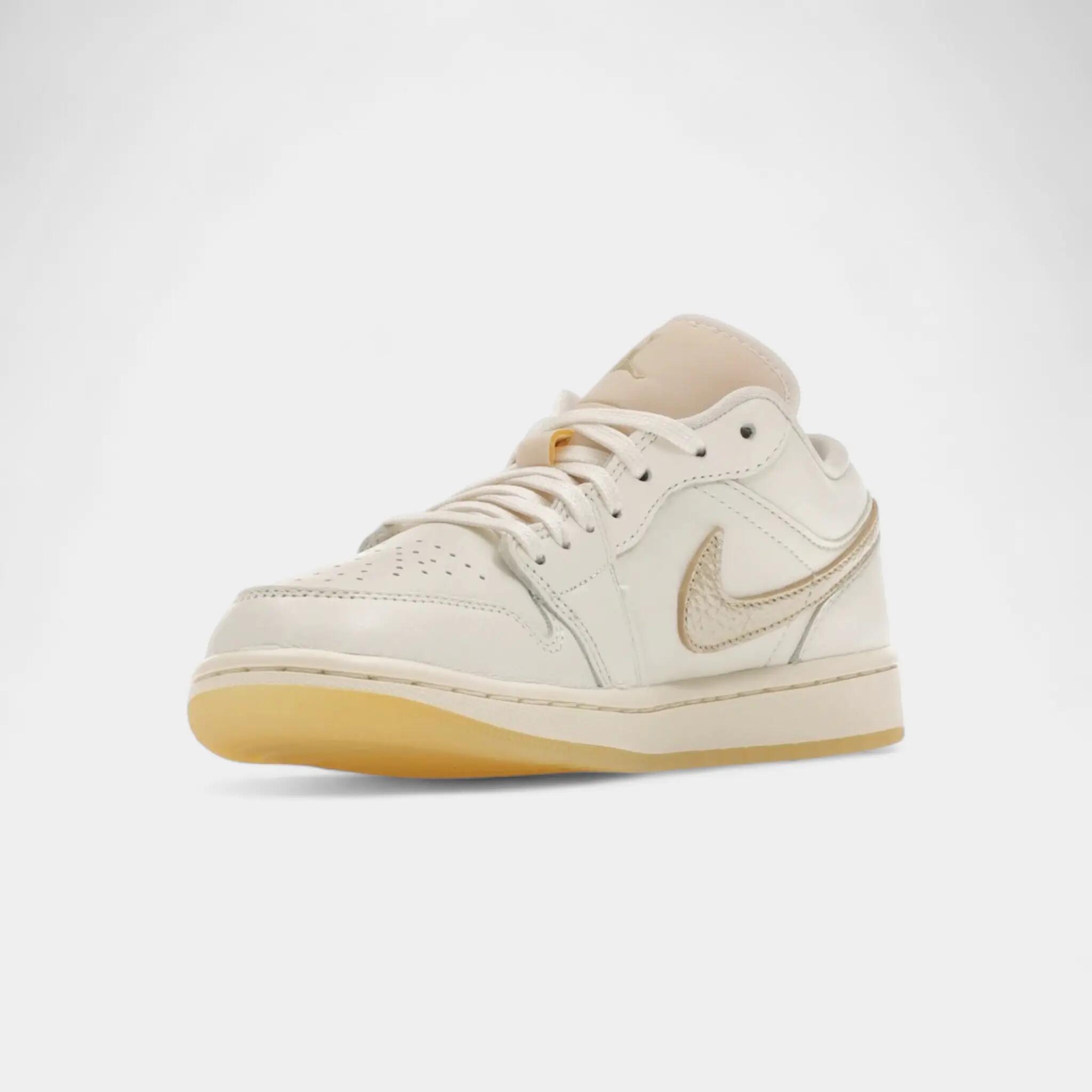 Jordan 1 Low SE Metallic Team Gold (Women's) 3/5