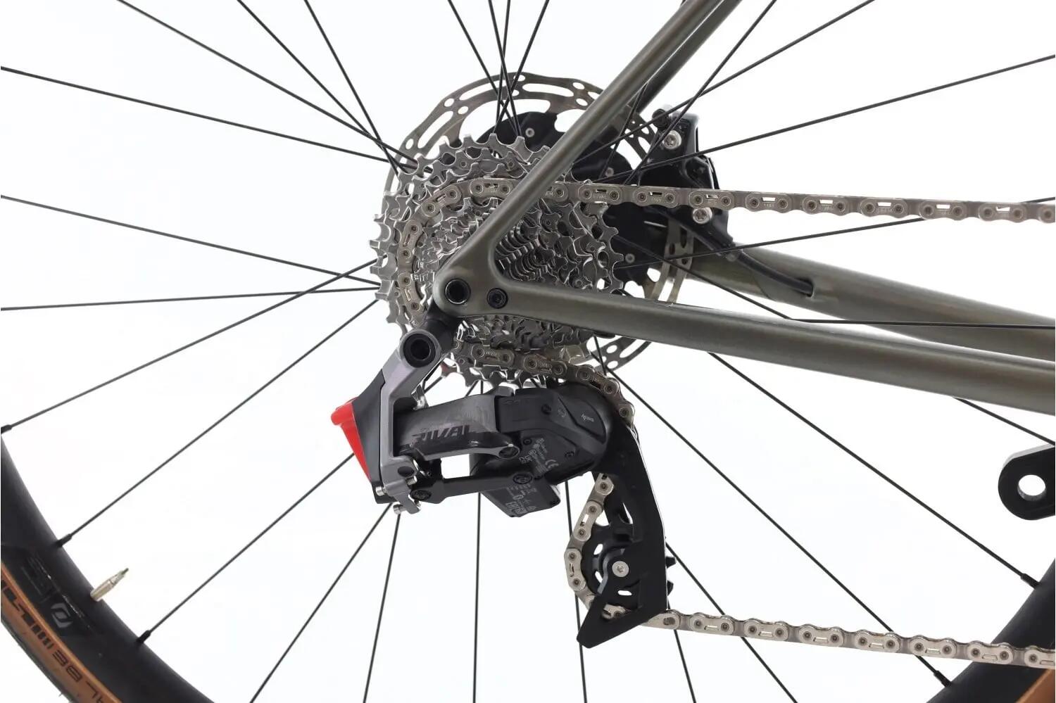 Vélo de route reconditionné ·  Aethos AXS 12V · Très bon état 3/8