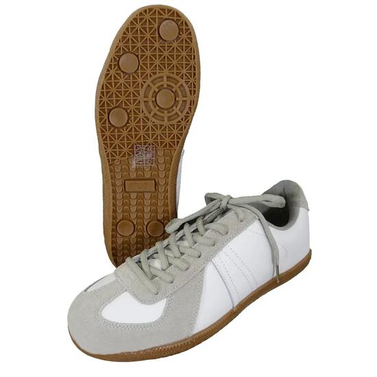 Sportschuhe Halle Weiß