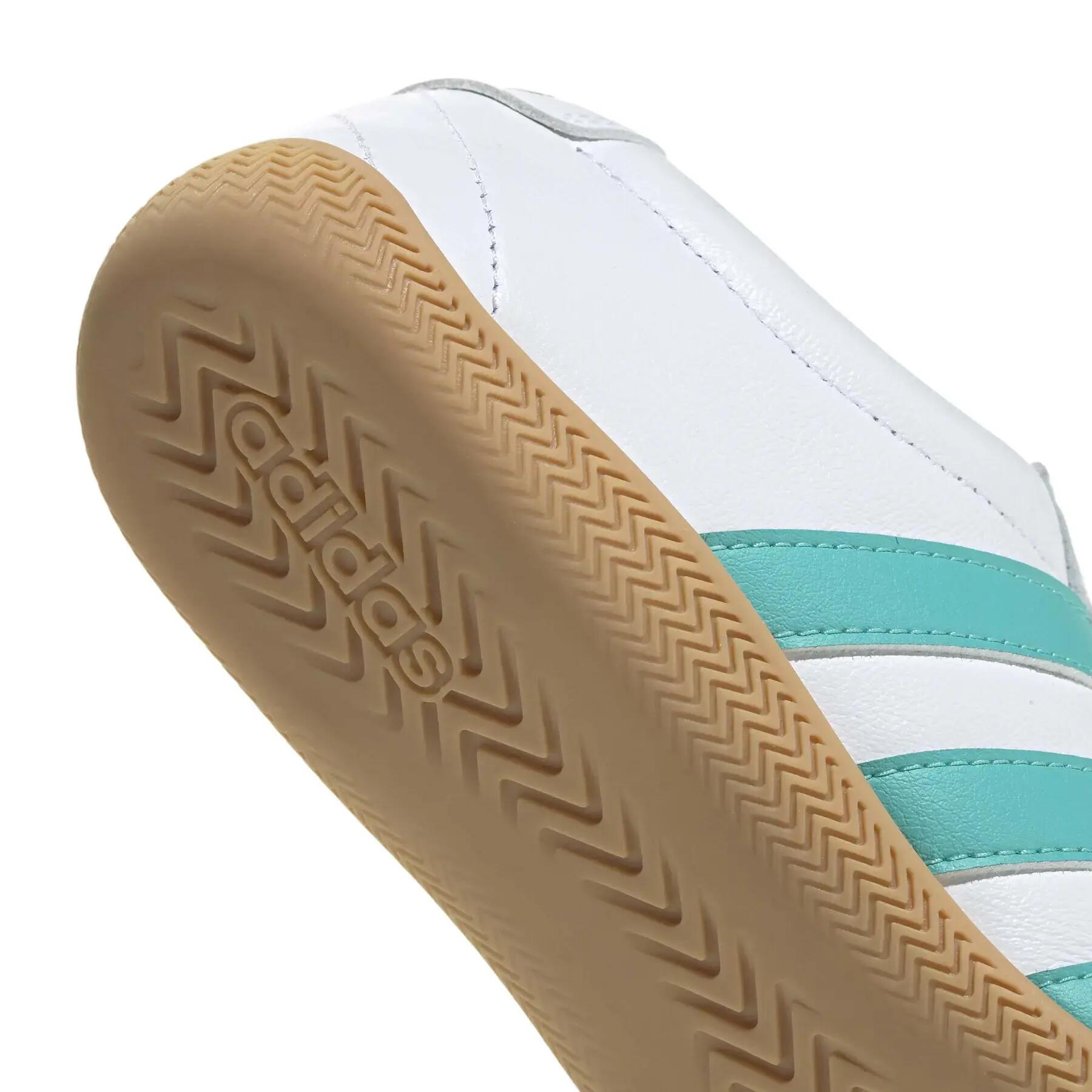 Baskets femme adidas Grand Court Lo 6/7