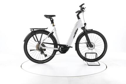 Tweedehands - KTM Cento 10 Plus Trekking E-Bike Lage instap 2025 - Goed