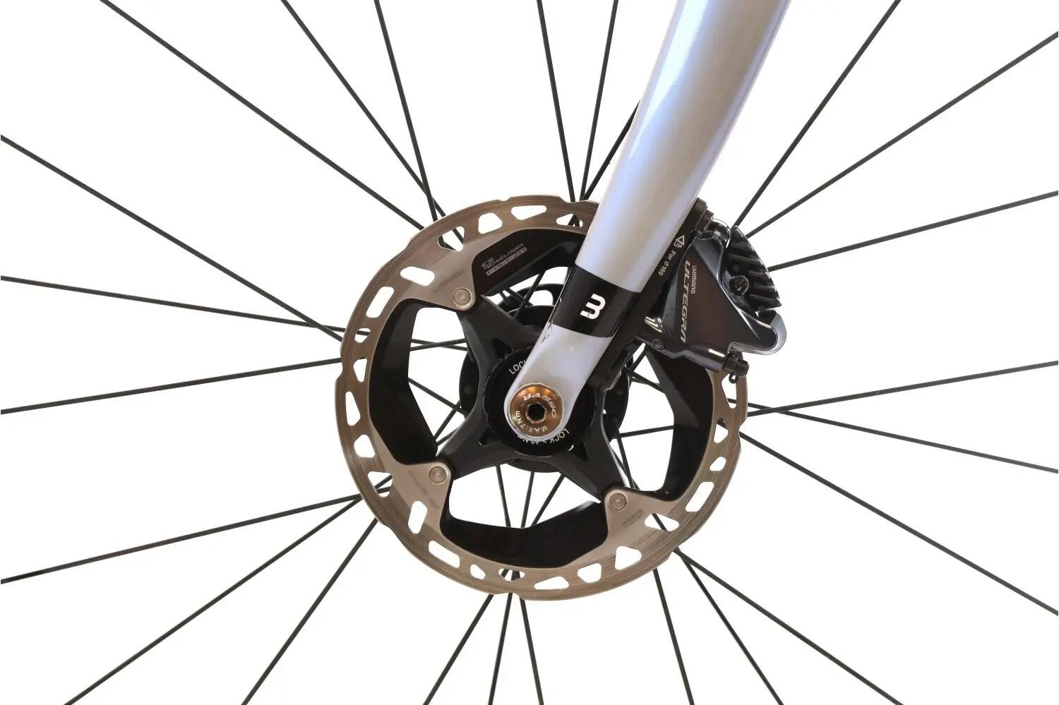 Tweedehands racefiets · Basso Diamante Disc Di2 11V · Zeer goede toestand 7/8