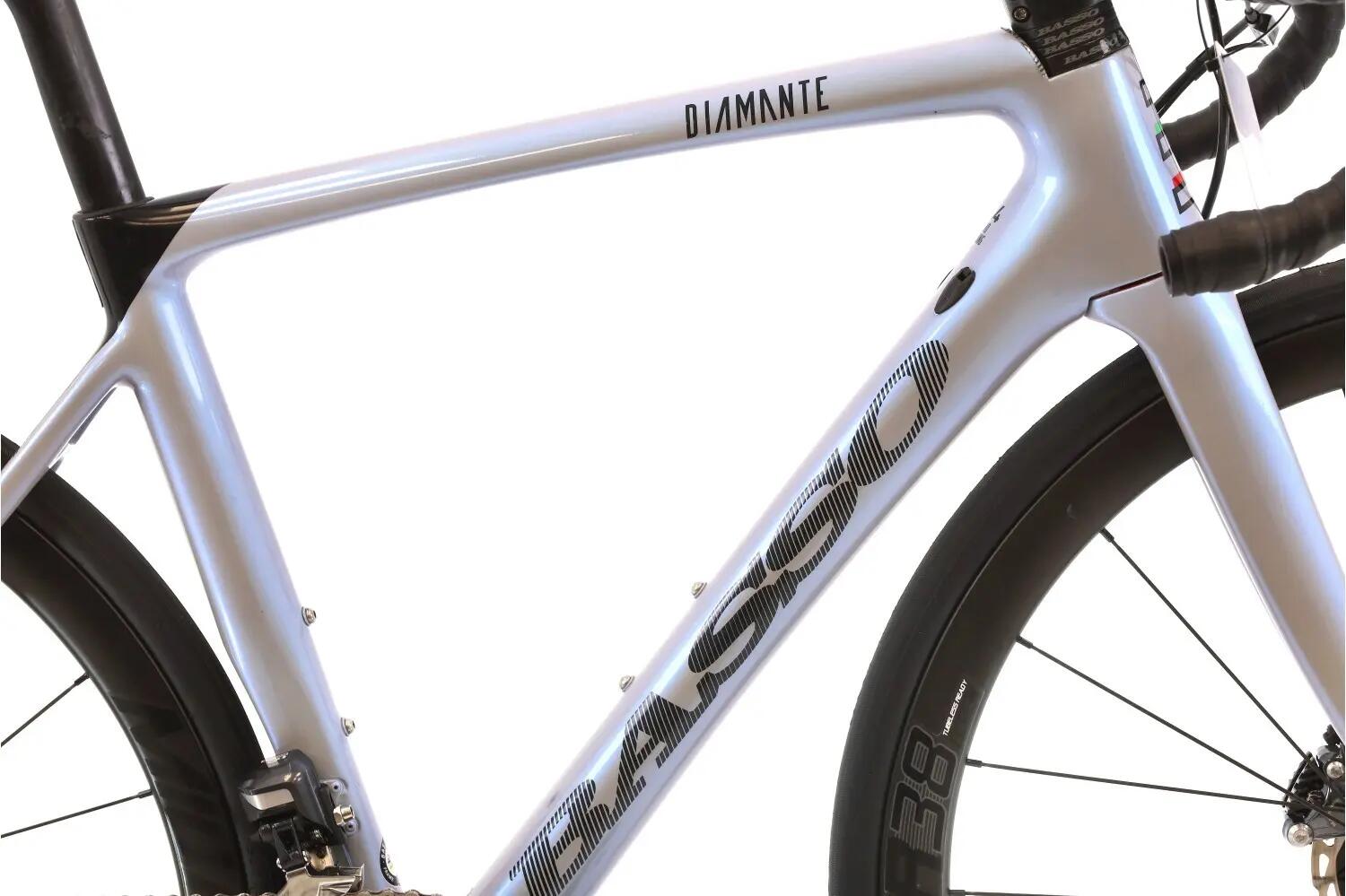 Tweedehands racefiets · Basso Diamante Disc Di2 11V · Zeer goede toestand 2/8